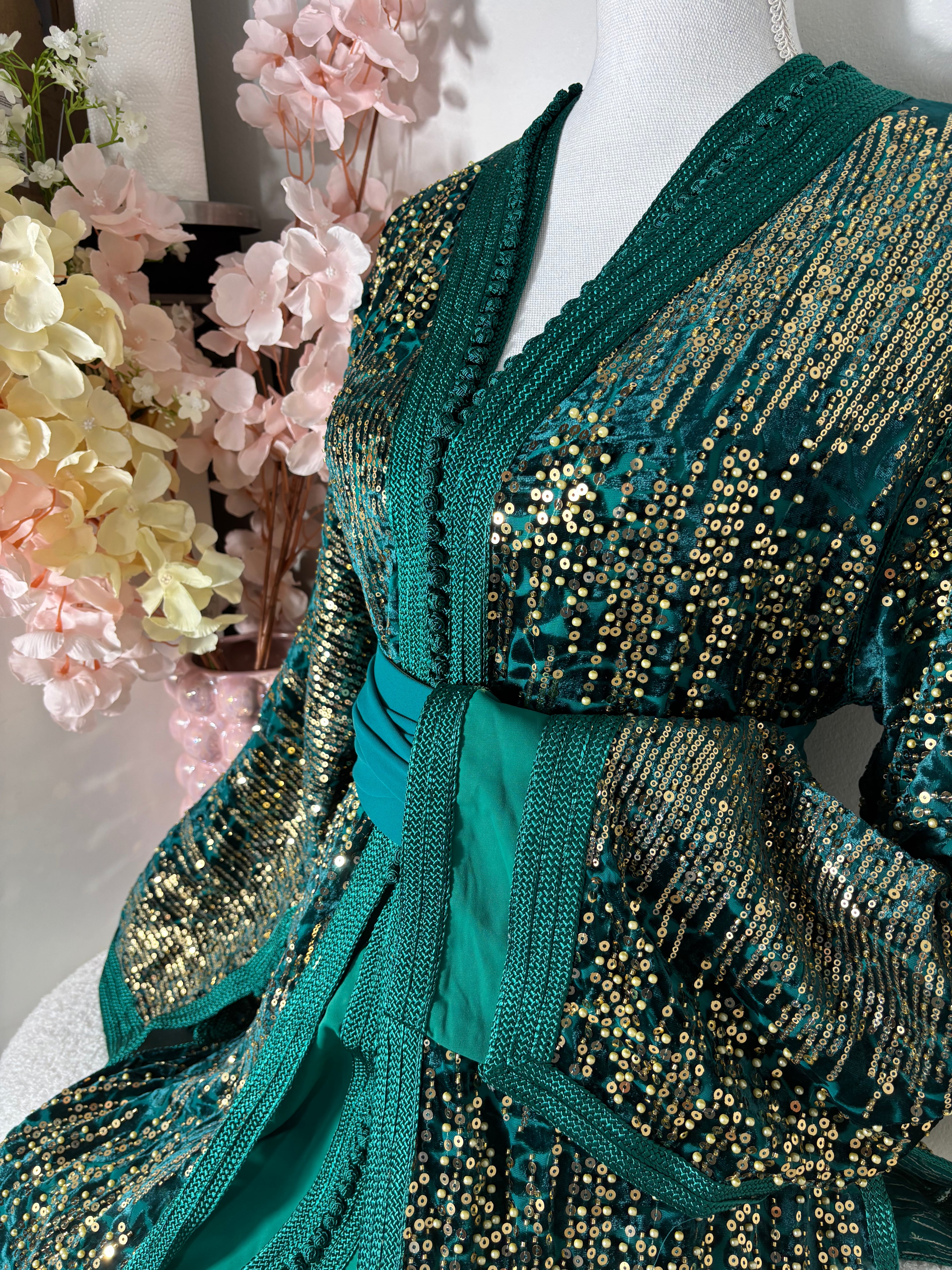 HAUTE COUTURE