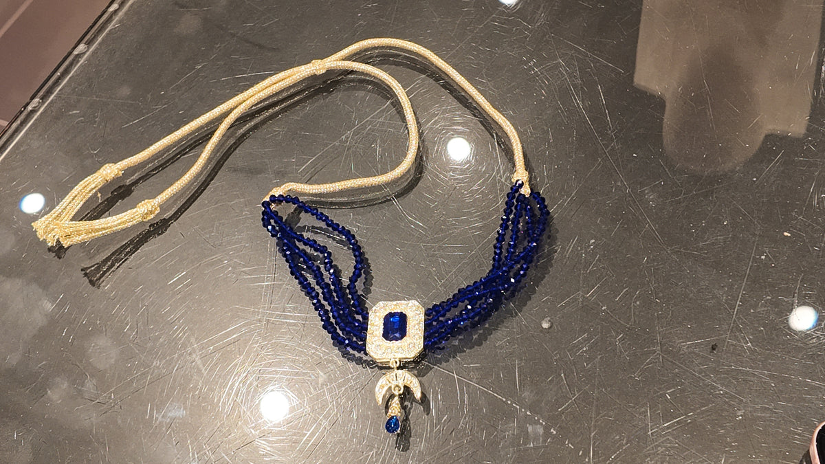 Collier Choker Bleu Nuit – ZEYNAYA PRESTIGE