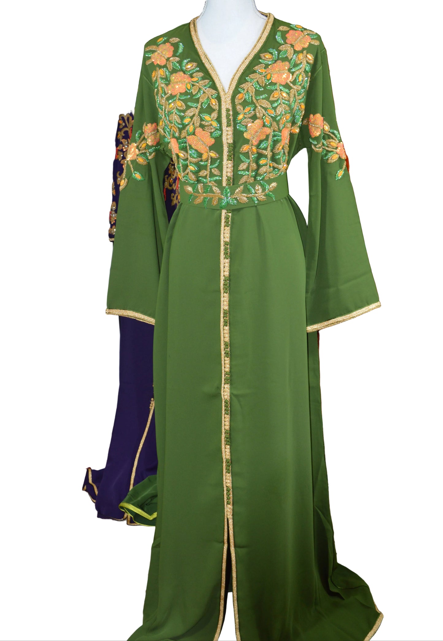 Caftan Vert Brodé et sa ceinture florale
