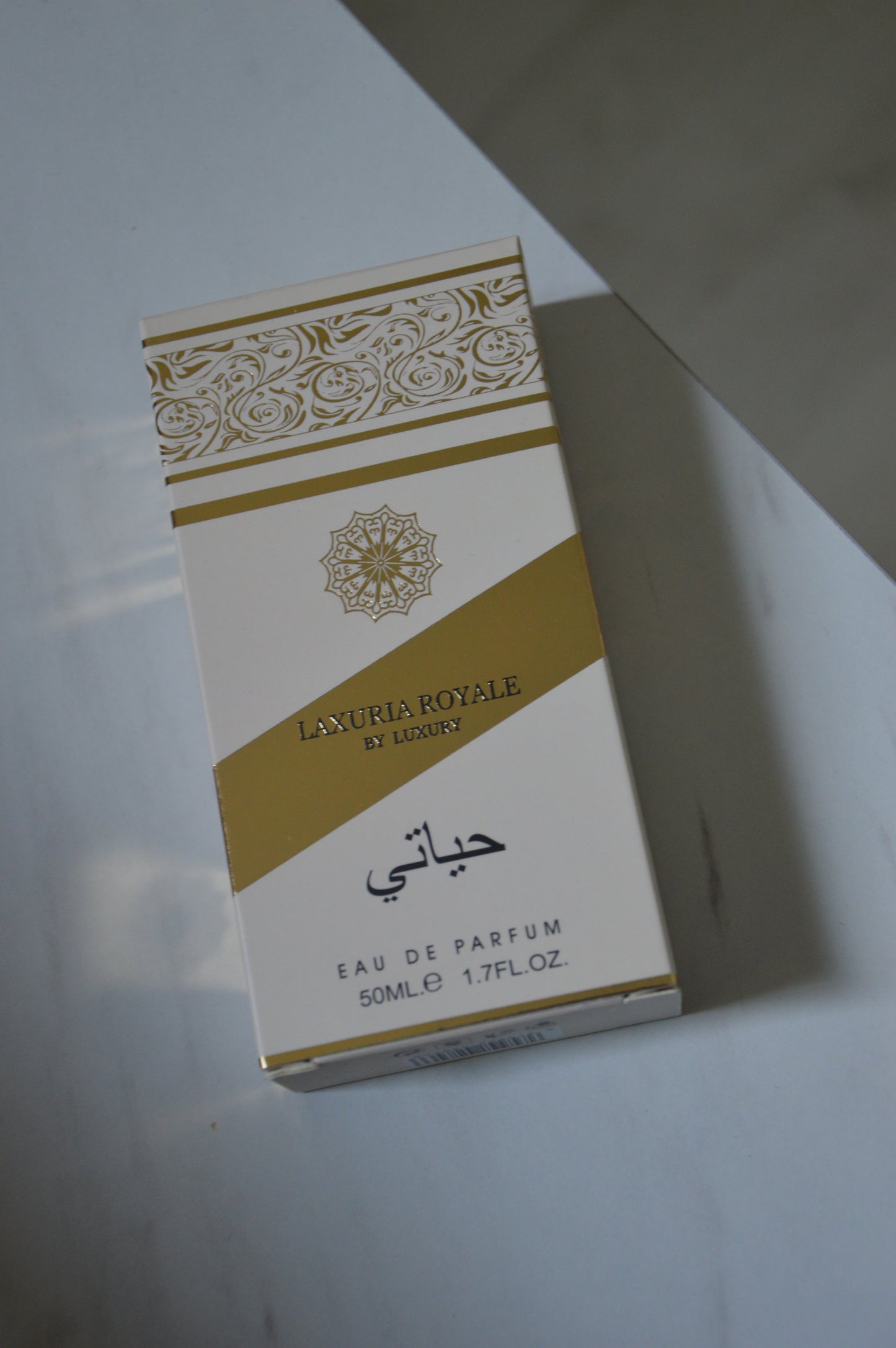 Laxuria Royale Oud Mood – Parfum de Luxe