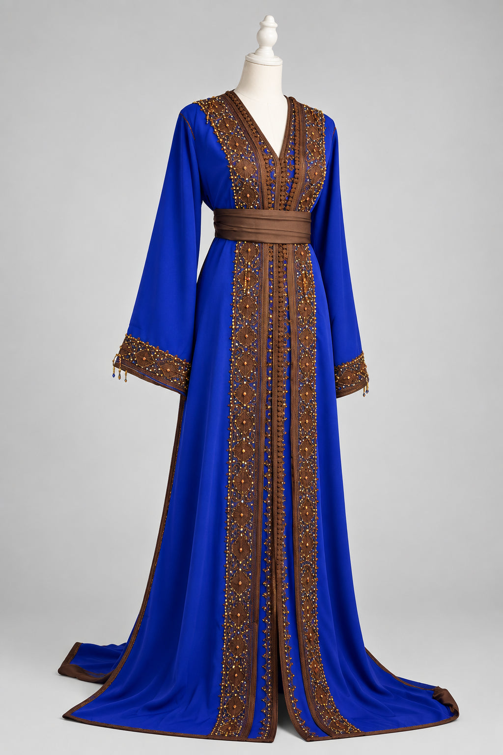 Takchita Fassi bleu aux ornements bruns et dorés