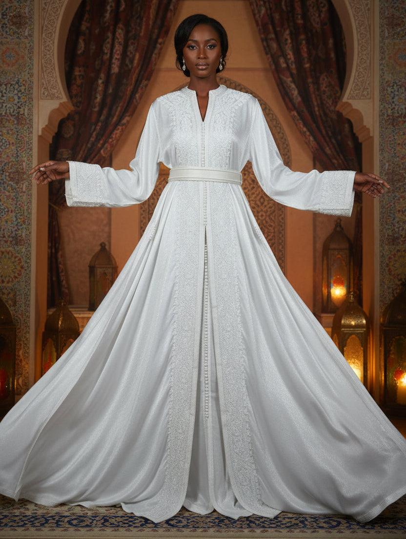 Takchita blanche intemporelle marocaine - vue de dos