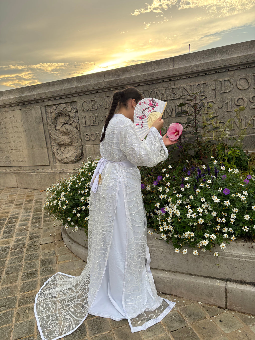 Takchita CRYSTAL BLANC sequins