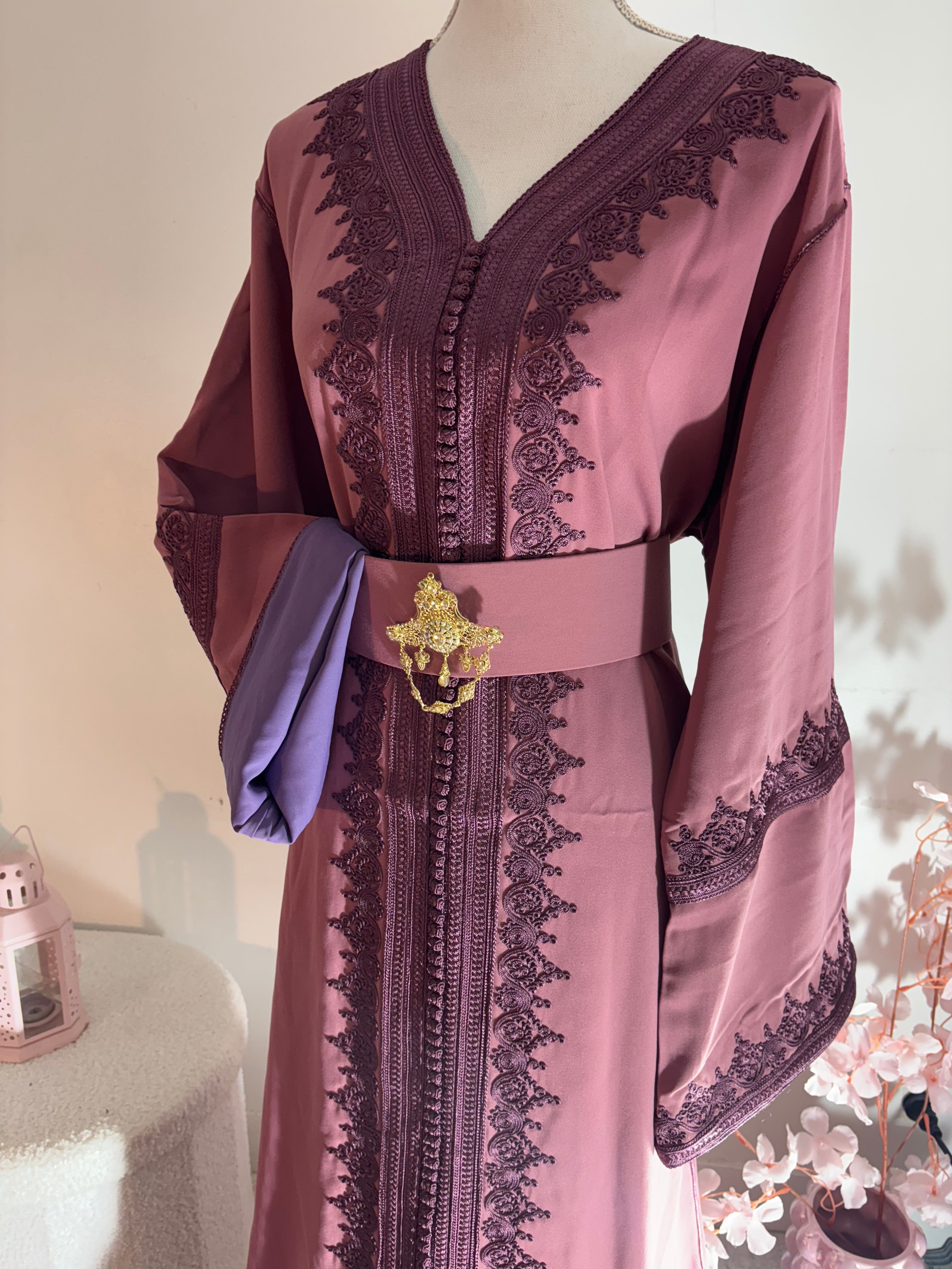 Caftan Mauve Élégance Royale