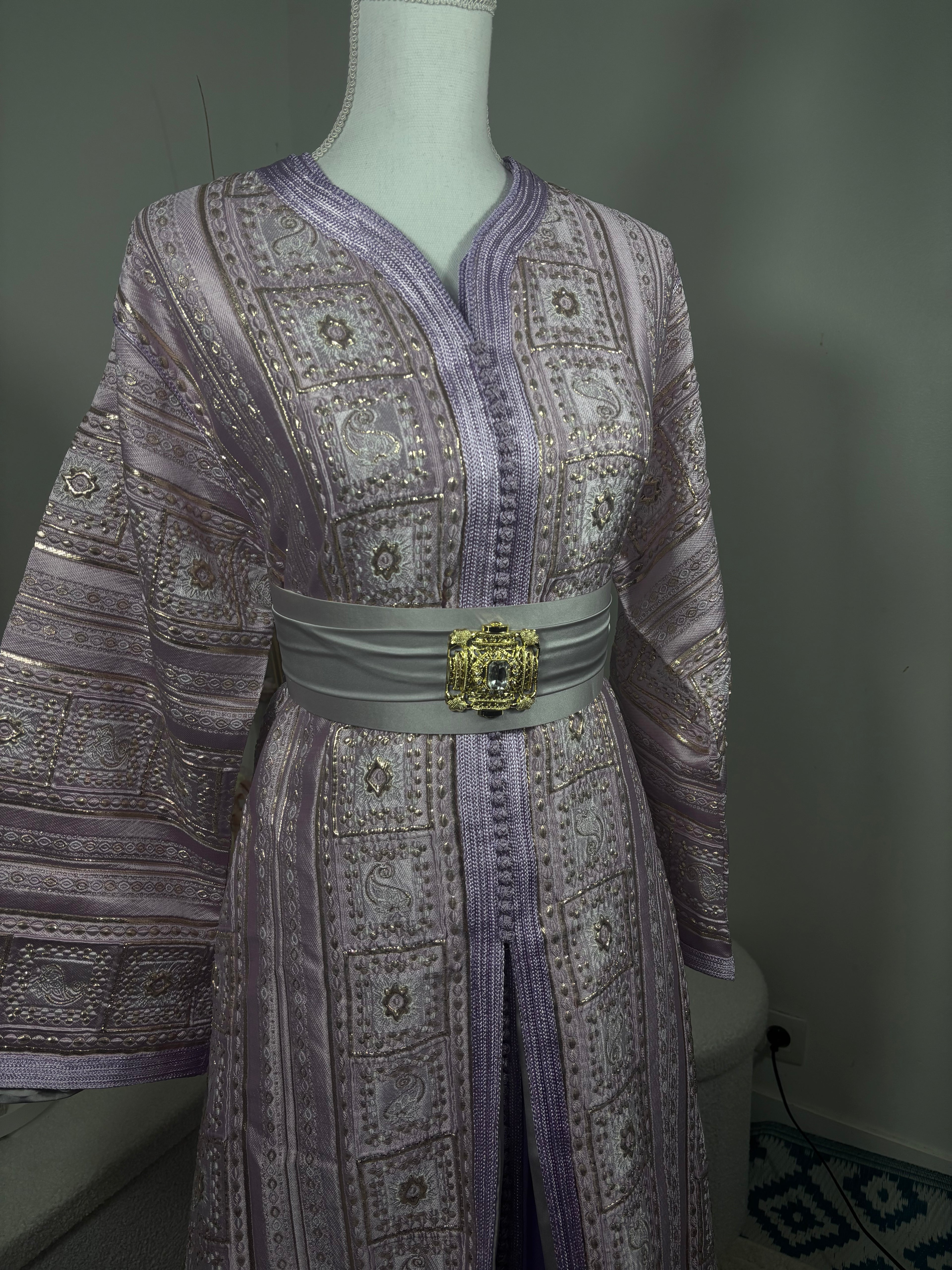 Takchita brocart or & violet - ZEYNAYA PRESTIGE