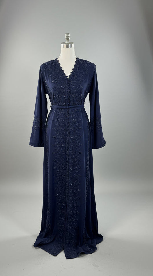 Caftan Layali - Bleu Nuit Brodé & Ceinture Ton sur Ton