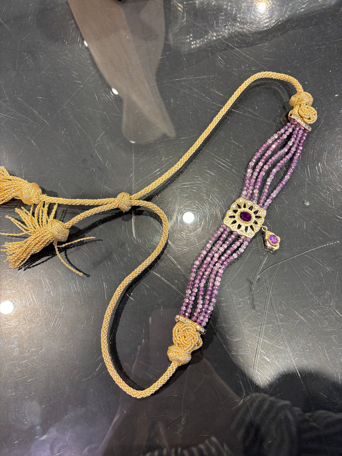 Collier Choker Lilas violet Foncé – ZEYNAYA PRESTIGE