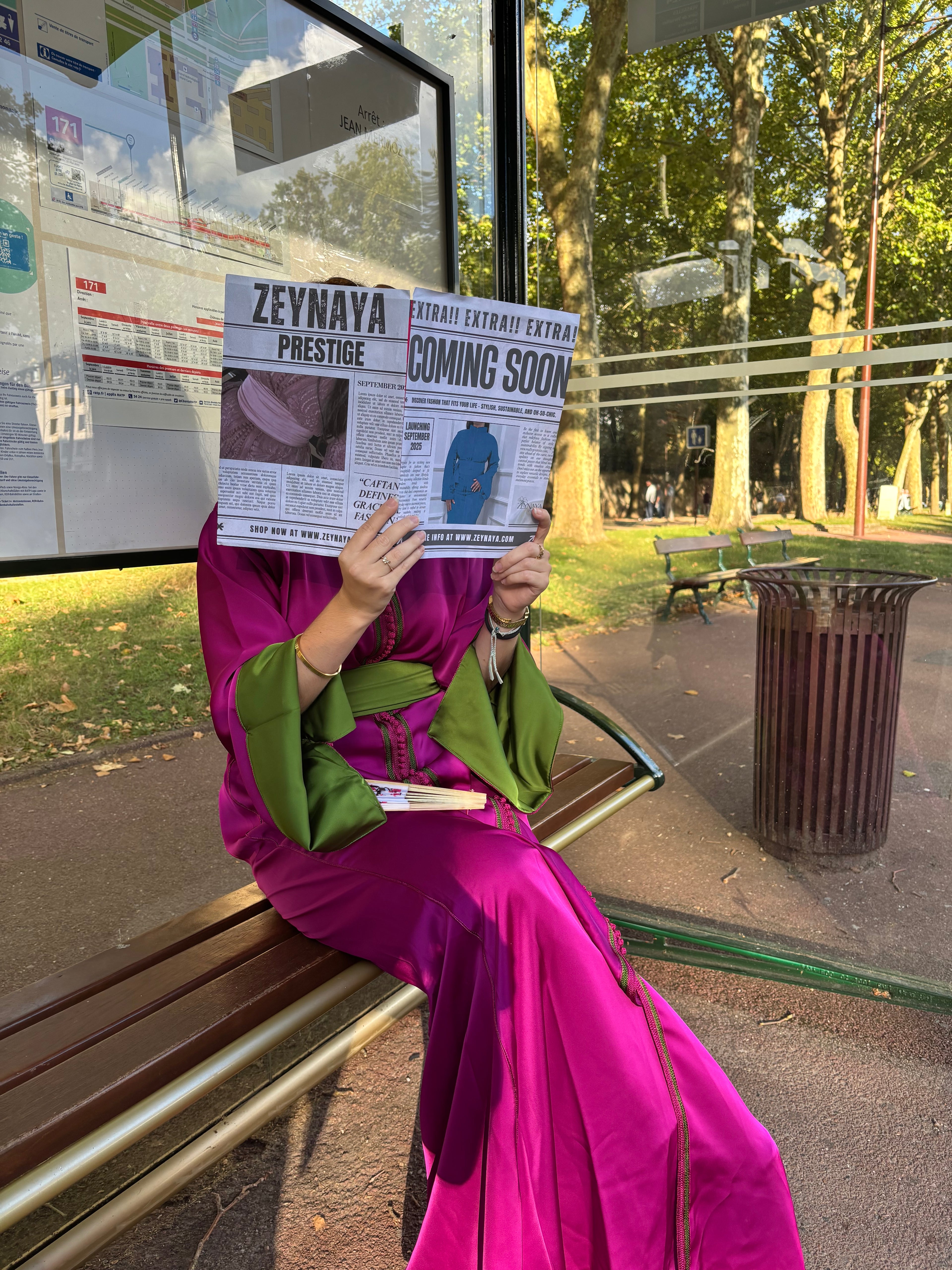 Caftan Satin Fuchsia & Ceinture Verte – ZEYNAYA Prestige