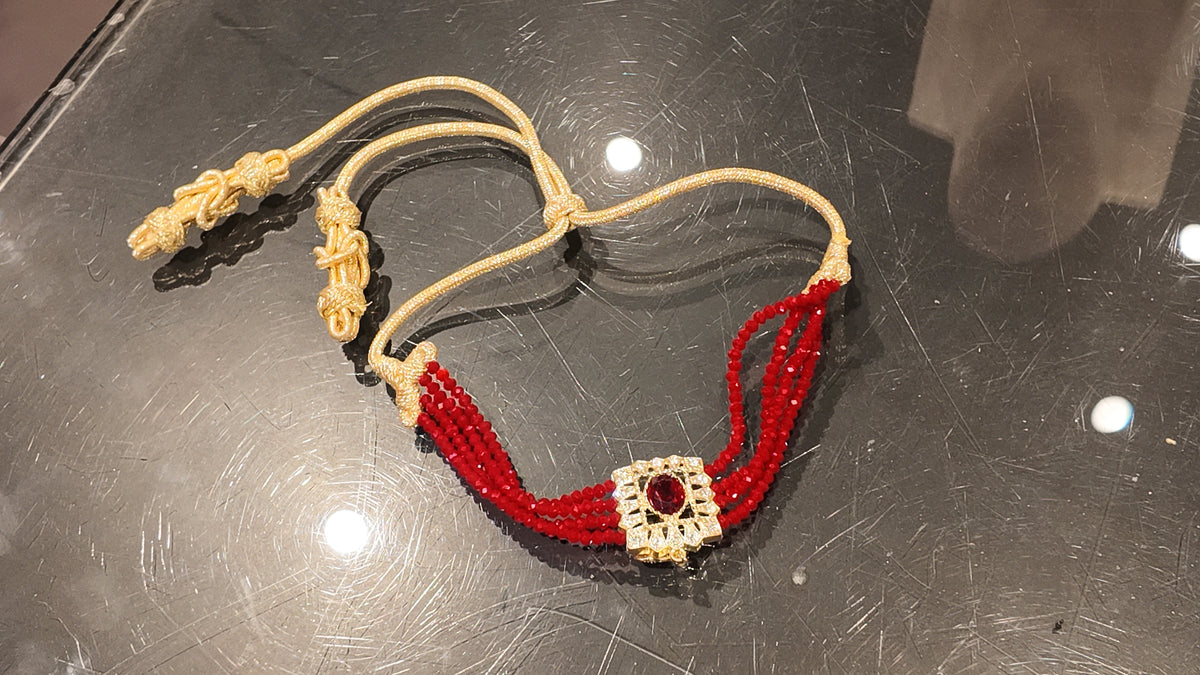 Collier Choker Rouge Vif – ZEYNAYA PRESTIGE