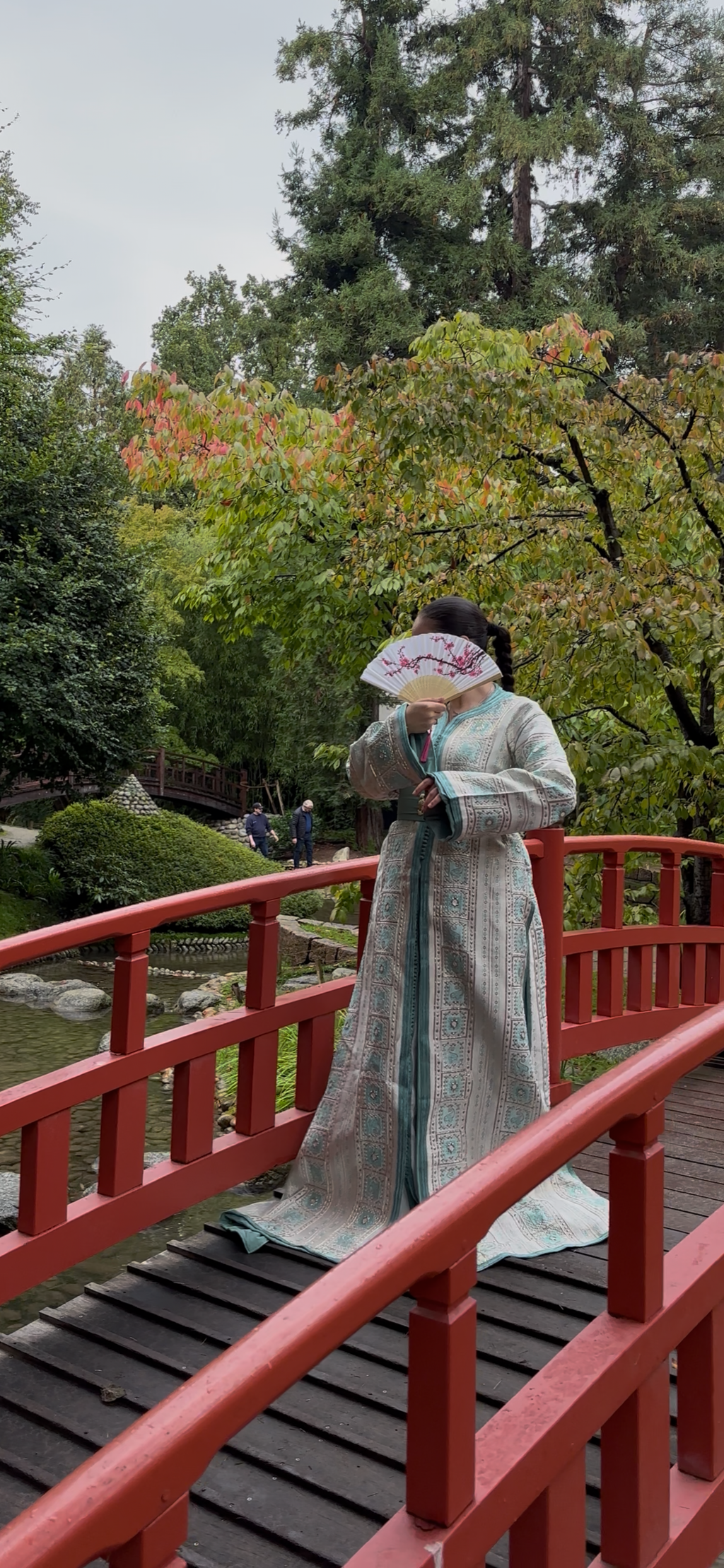 Takchita Brocard Vert Amande & Doré – ZEYNAYA Prestige