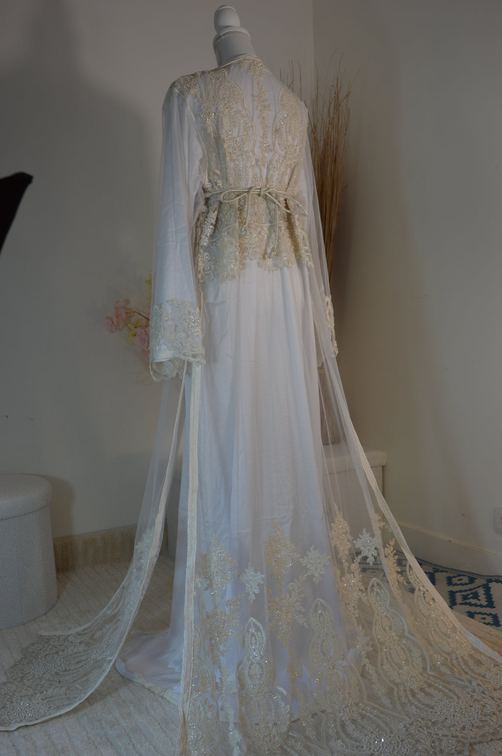 Takchita de la mariée Haute Couture - finement brodée et perlée