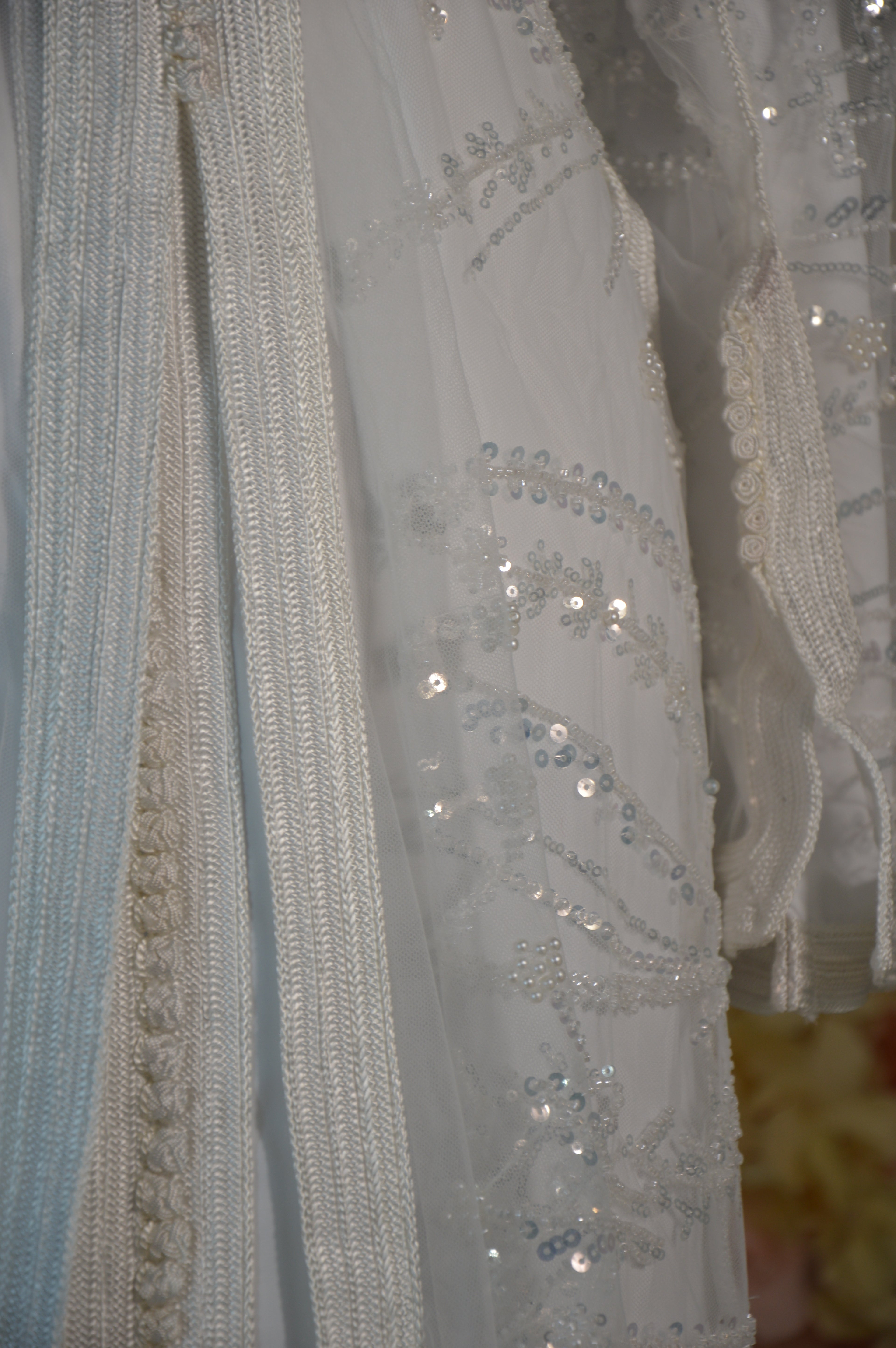 Takchita CRYSTAL BLANC sequins