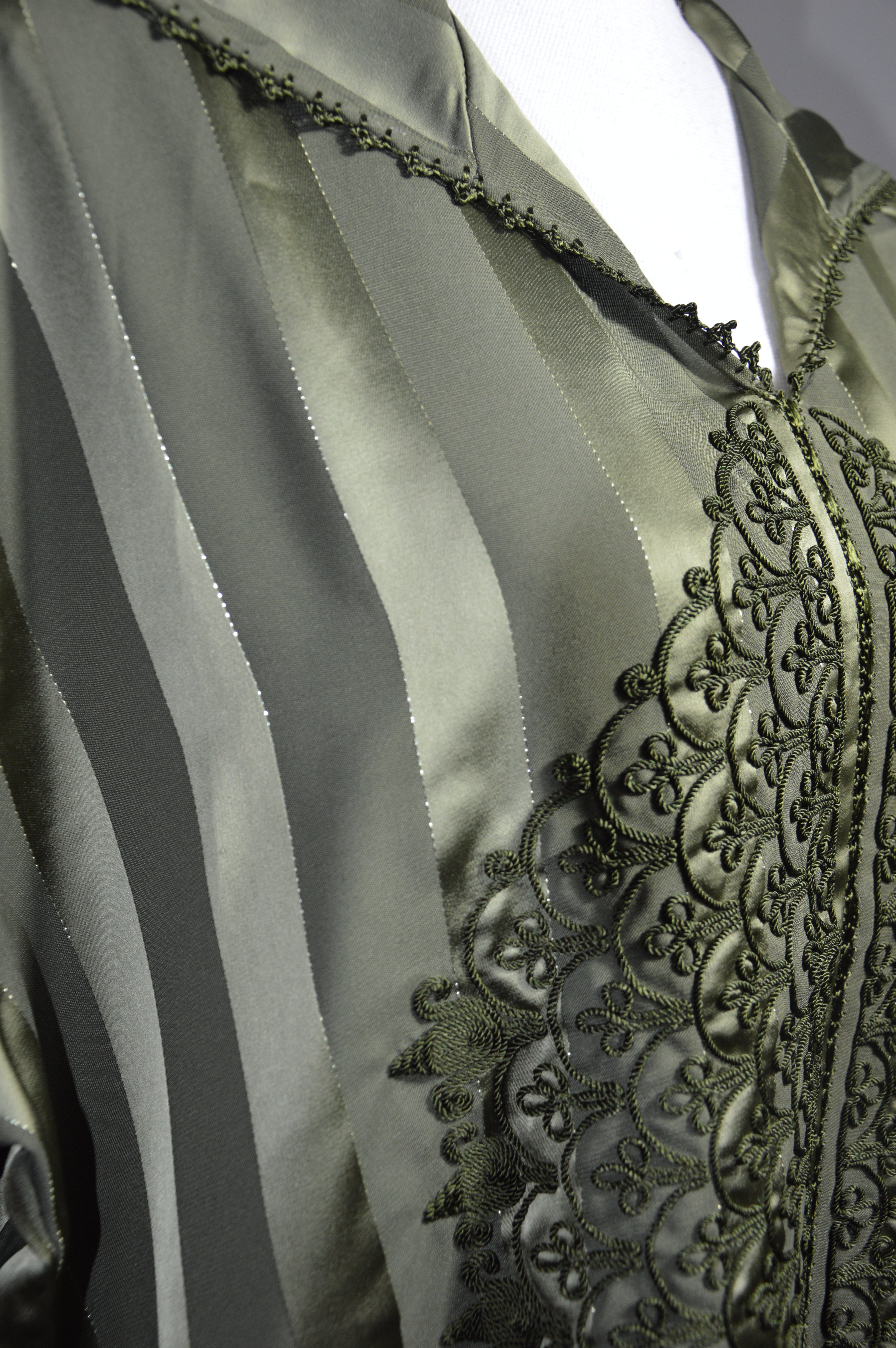 Jellaba Johara Kaki - Djellaba Marocaine de Luxe