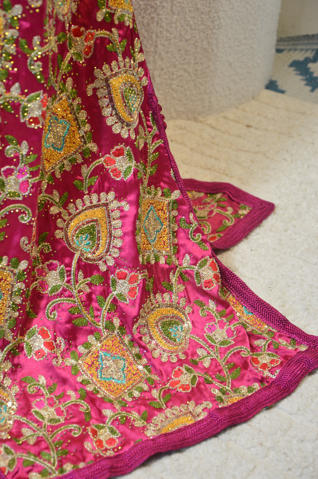 Caftan Sari Sirène Grenat Imperial - Zeynaya Prestige