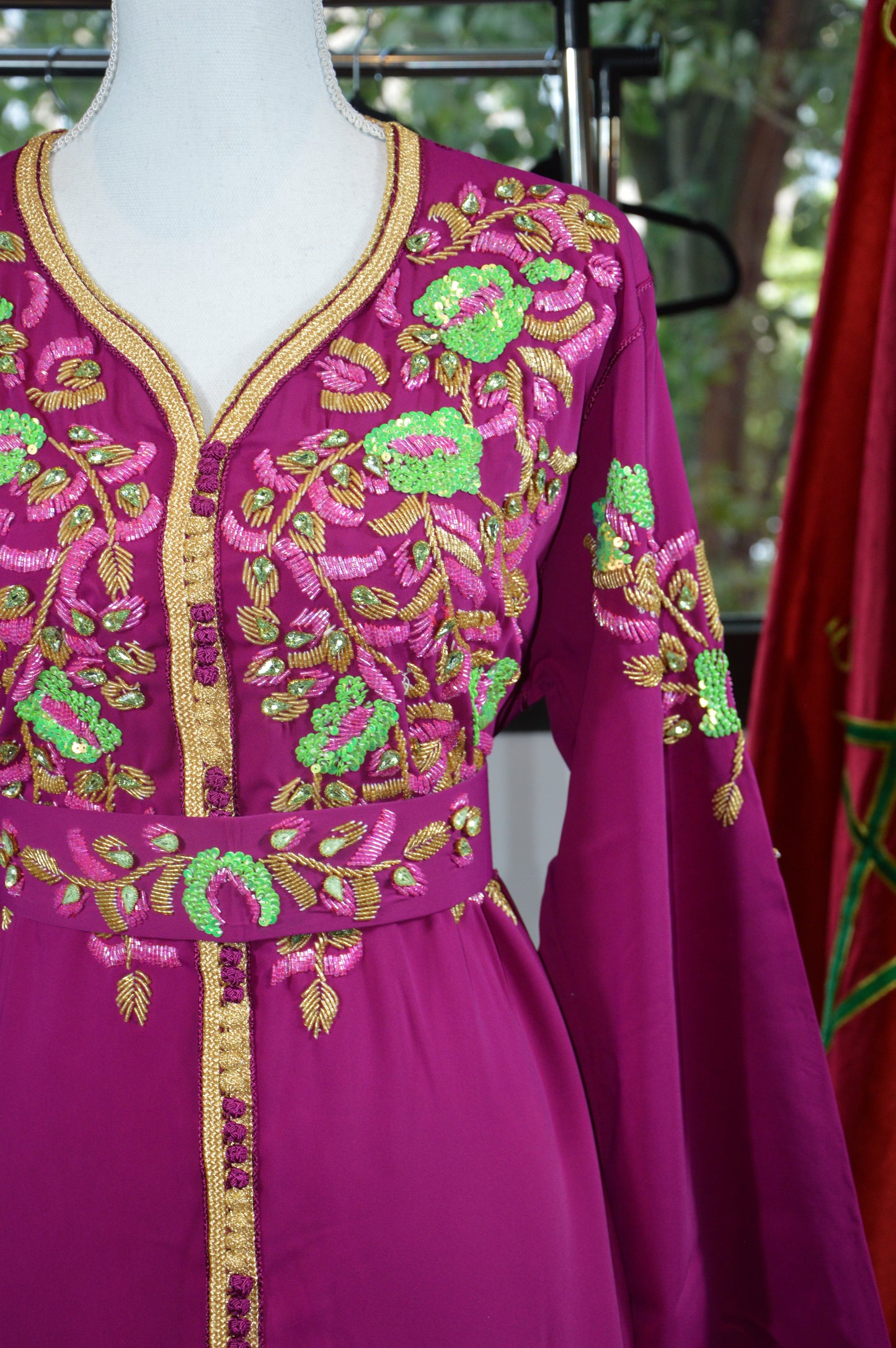 Caftan Fuchsia Artisanal Marocain
