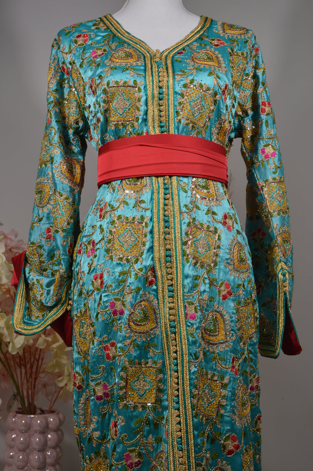 Caftan Sirène Sari Bleu Majestueux – ZEYNAYA Prestige