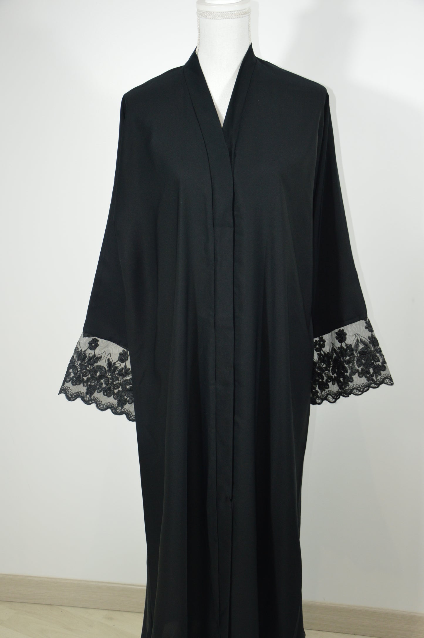 Abaya Dentella – Raffinement & Dentelle