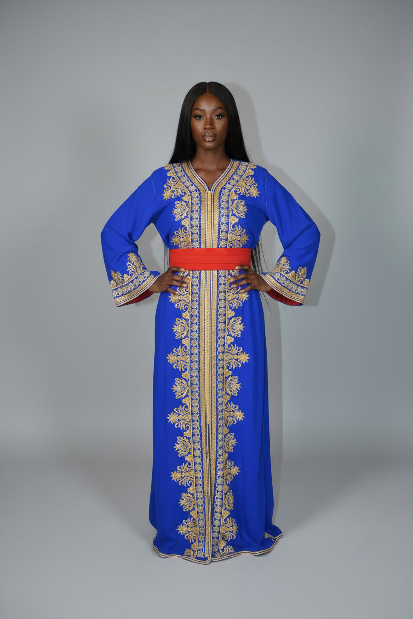 Caftan Brodé Bleu – Élégance Marocaine Artisanale