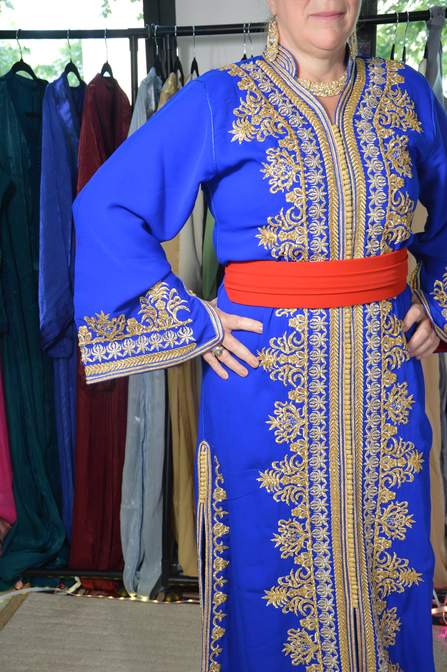 Caftan Brodé Bleu – Élégance Marocaine Artisanale