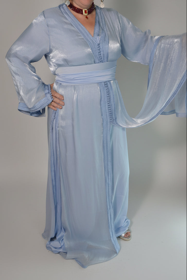 Takchita Organza Bleu Ciel – Broderie Artisanale
