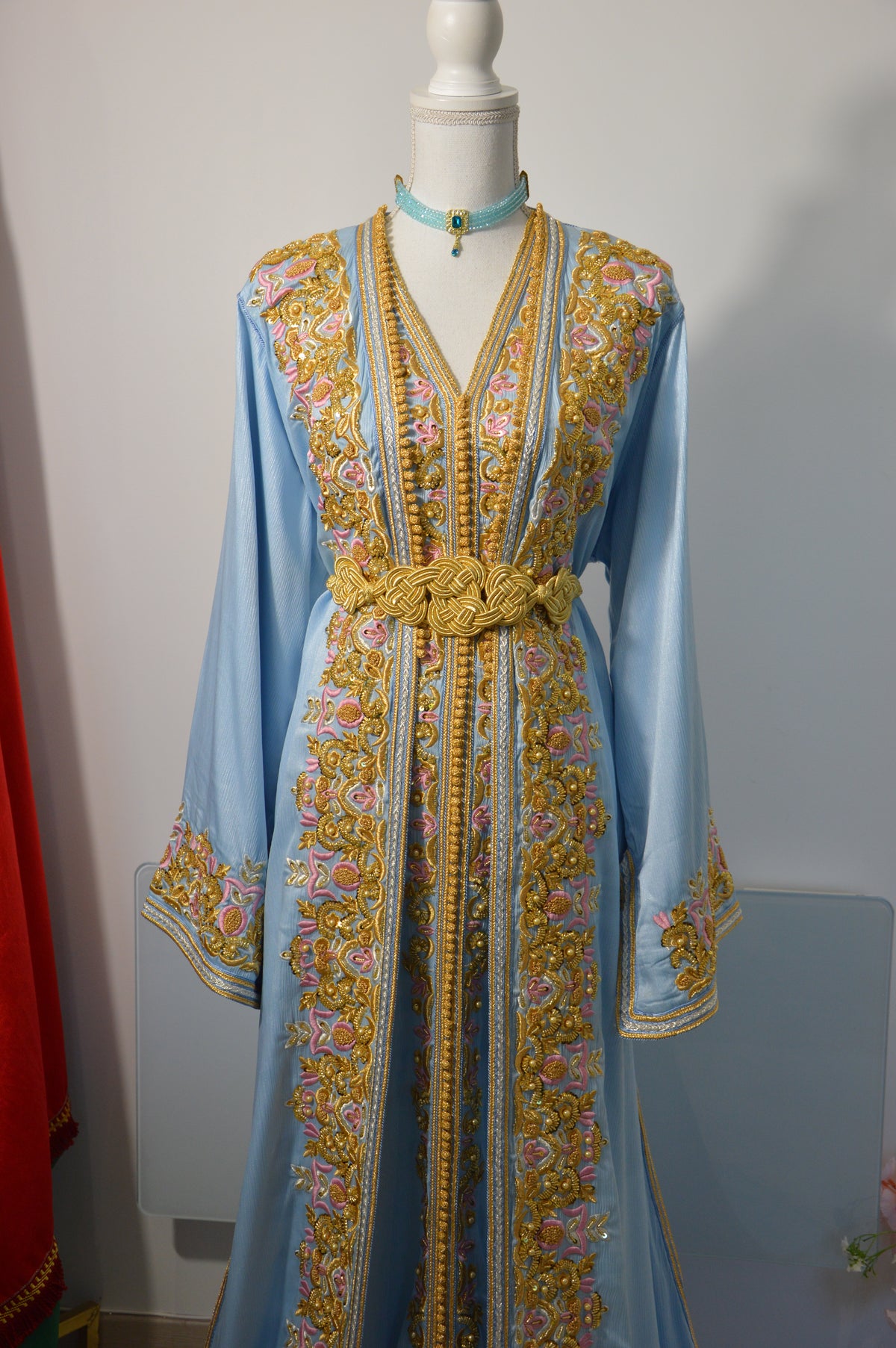 Takchita Anissa – Bleu Ciel
