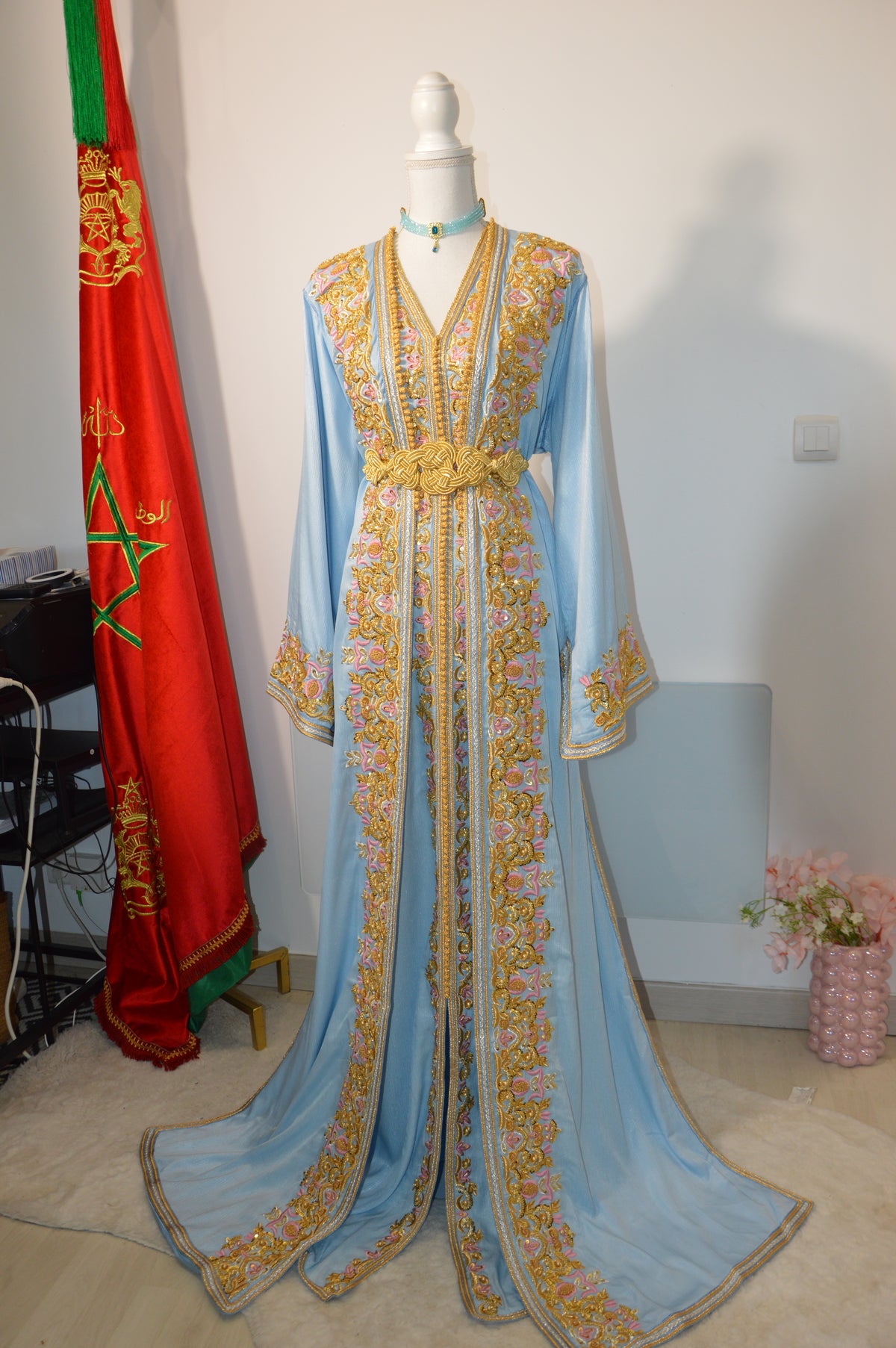 Takchita Anissa – Bleu Ciel