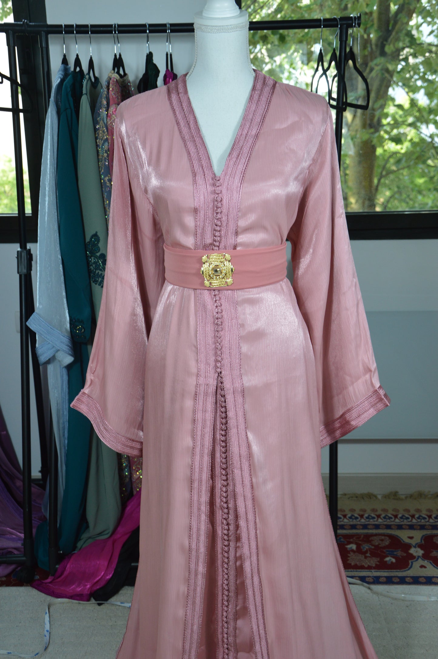 Takchita Organza Rose Saumon – Broderie Artisanale