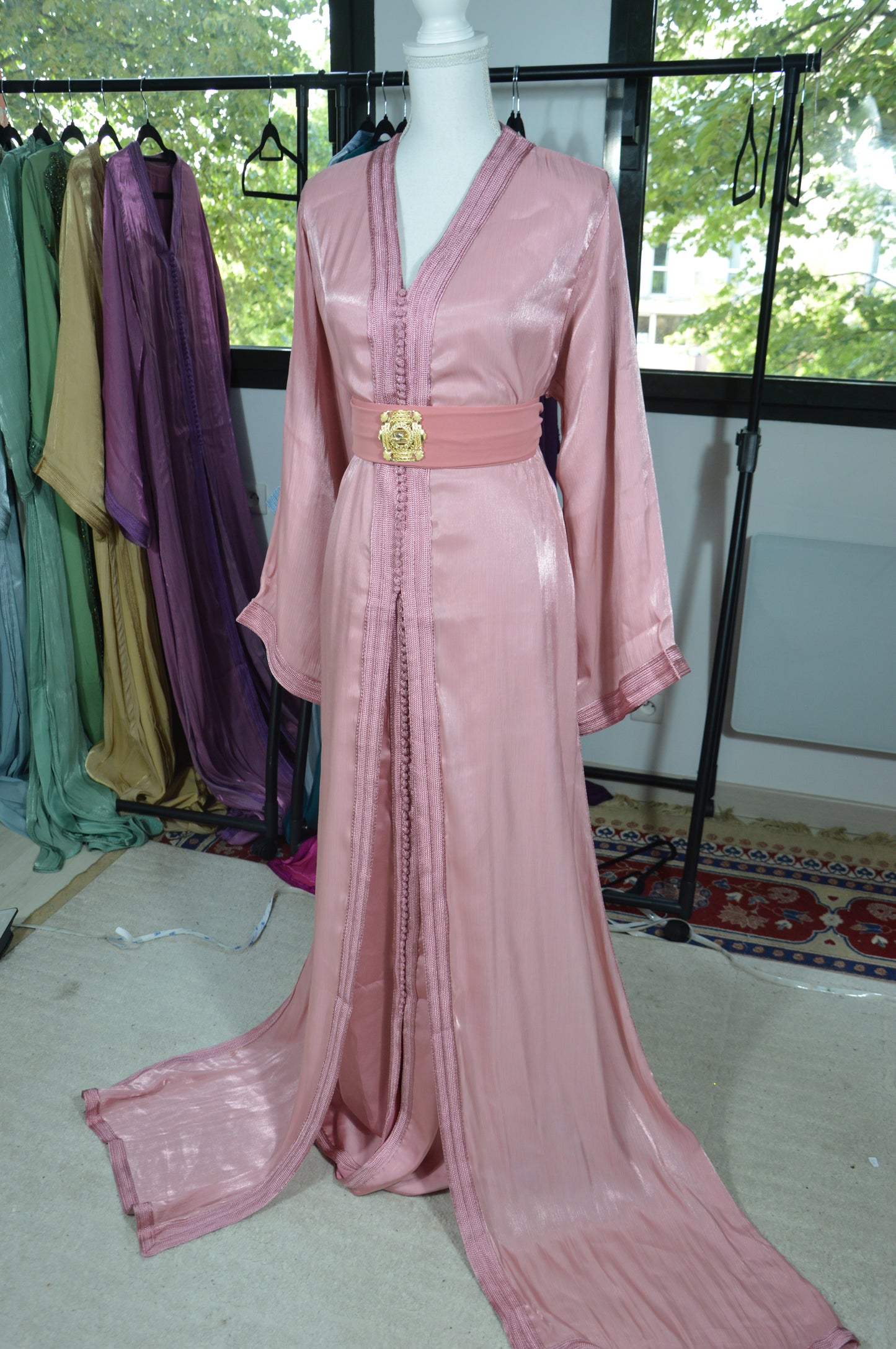Takchita Organza Rose Saumon – Broderie Artisanale