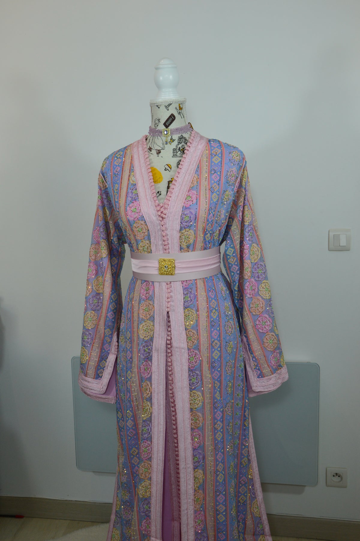 Takchita Sari Rose