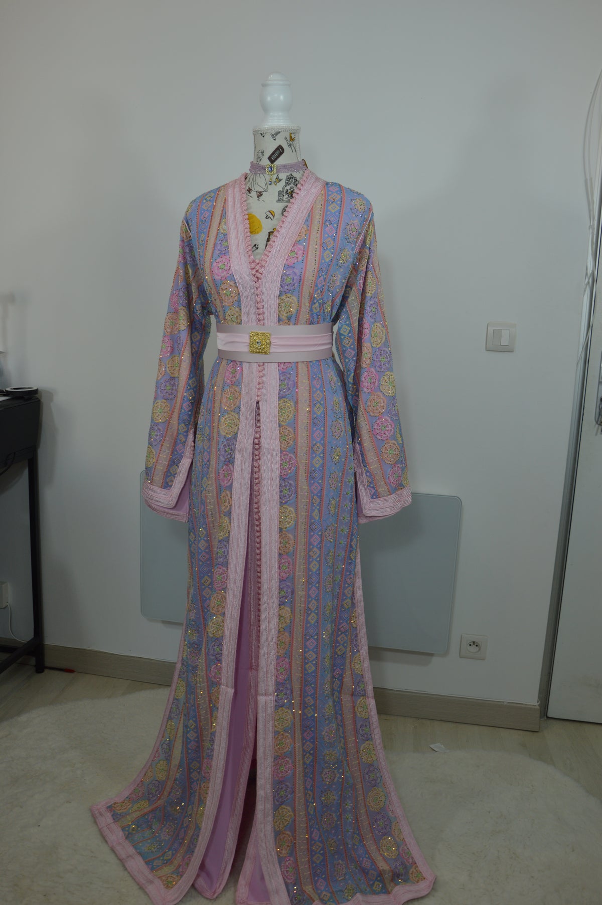 Takchita Sari Rose