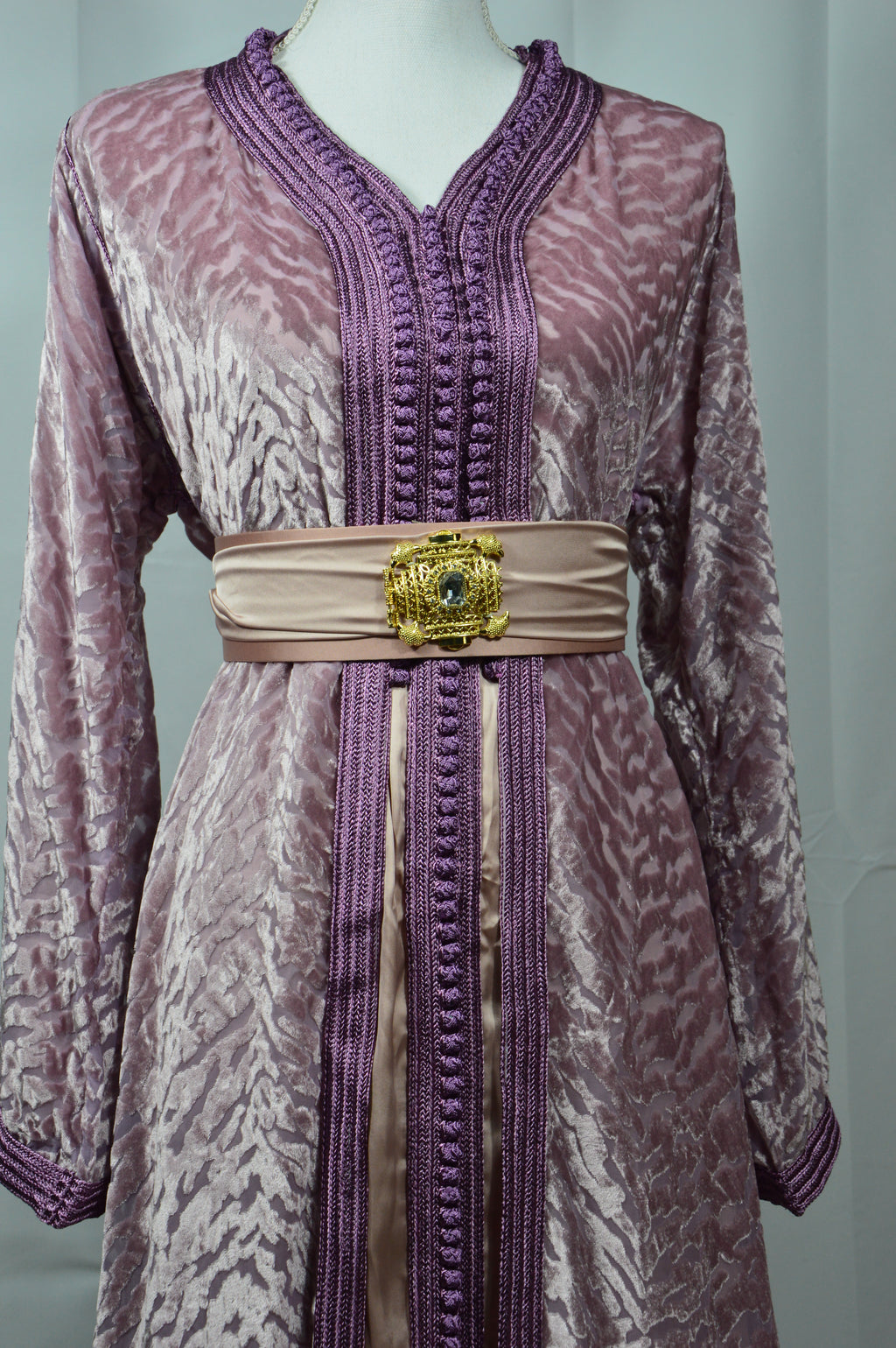 Takchita Velours Lavande – Douceur Majestueuse