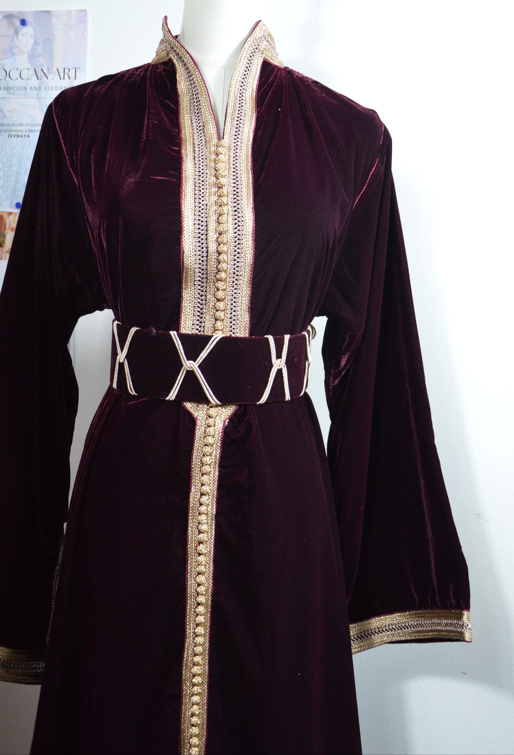 Caftan Col Montant Violet - Velours Prestige