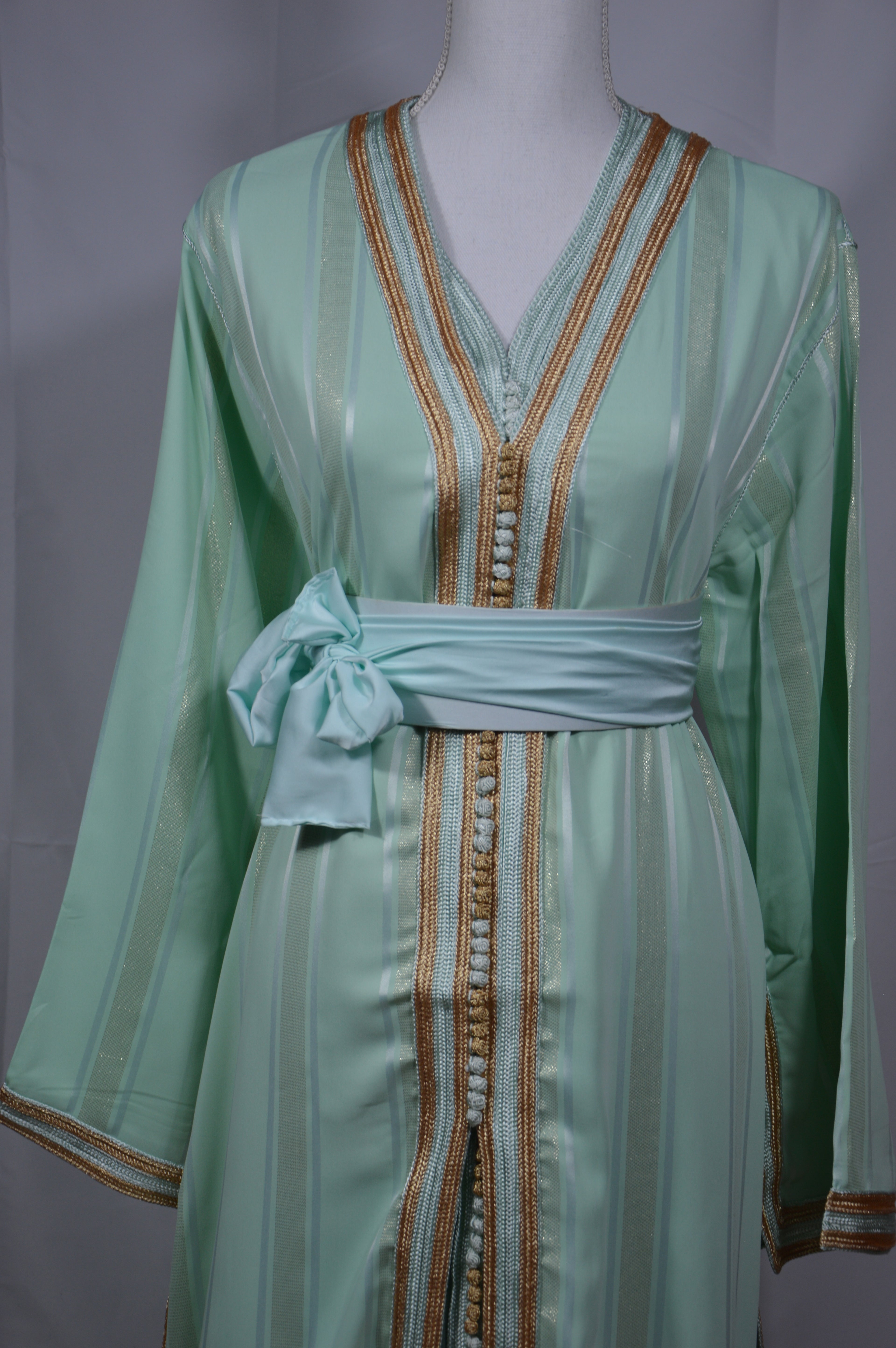 Caftan Jouhara - Vert d’eau & Doré (Takchita)