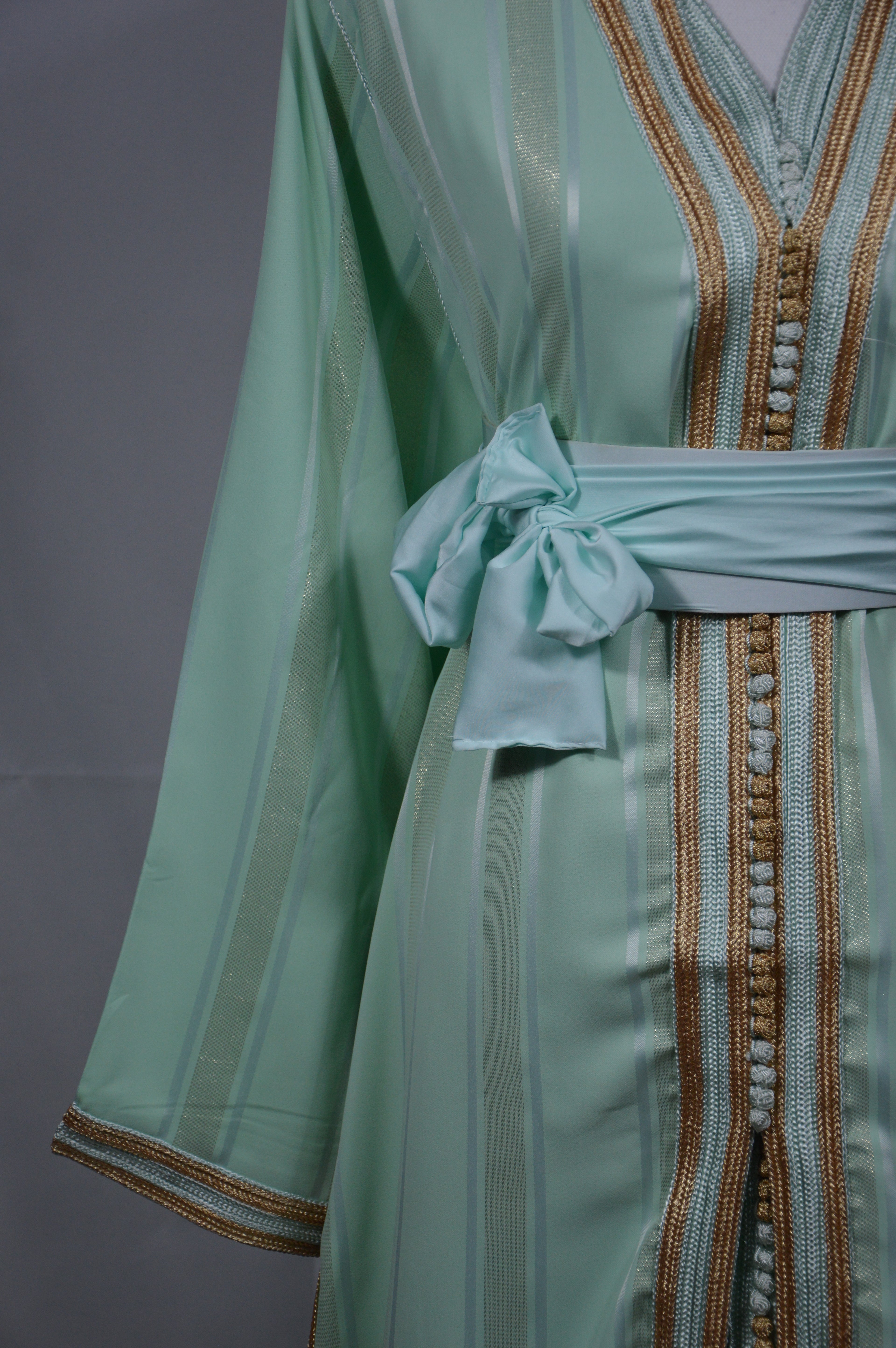 Caftan Jouhara - Vert d’eau & Doré (Takchita)