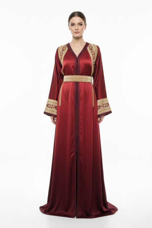 Takchita marocaine rouge bordeaux brodée luxe - vue de face