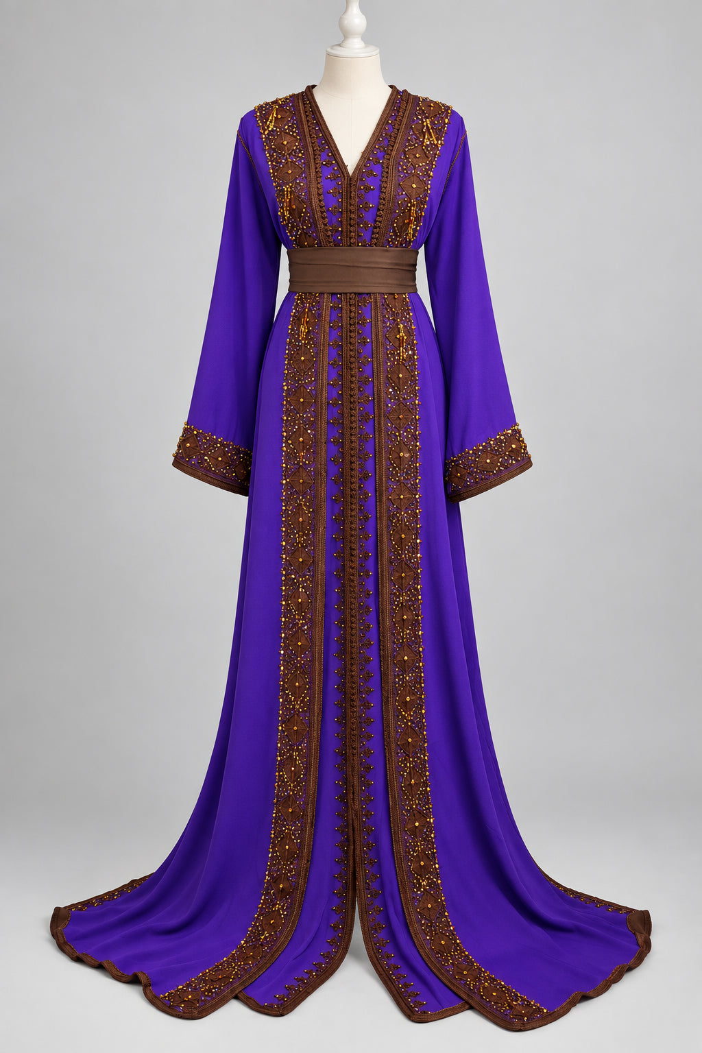 Takchita Fassi violet aux ornements bruns et dorés