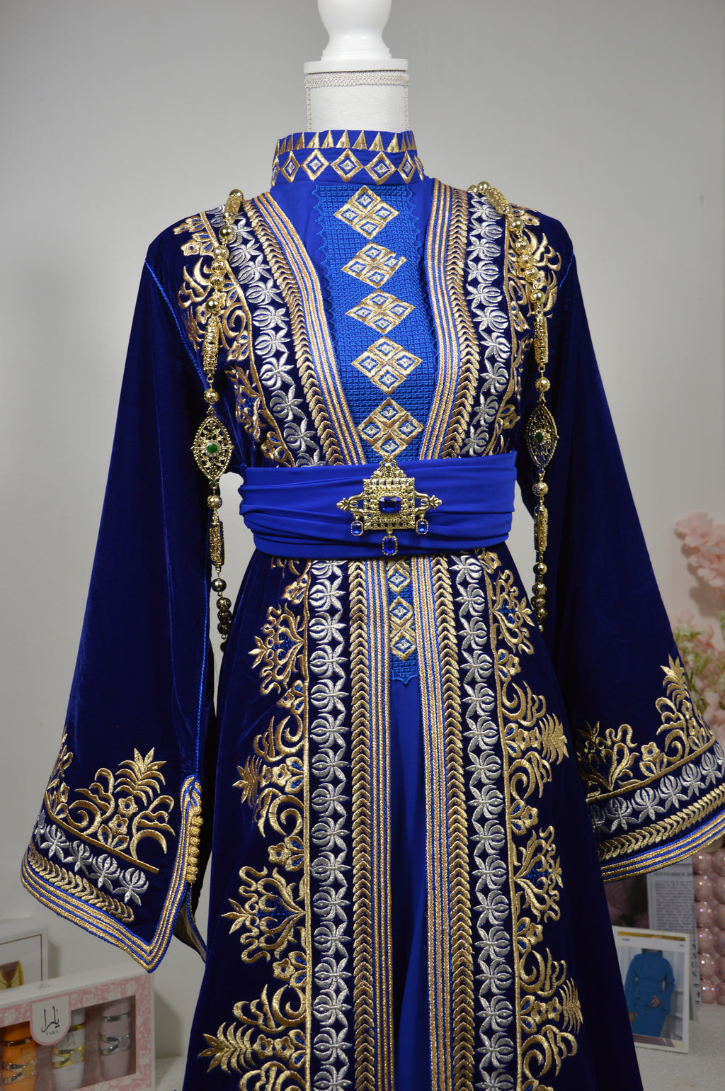 Takchita Velours Bleu Majesté