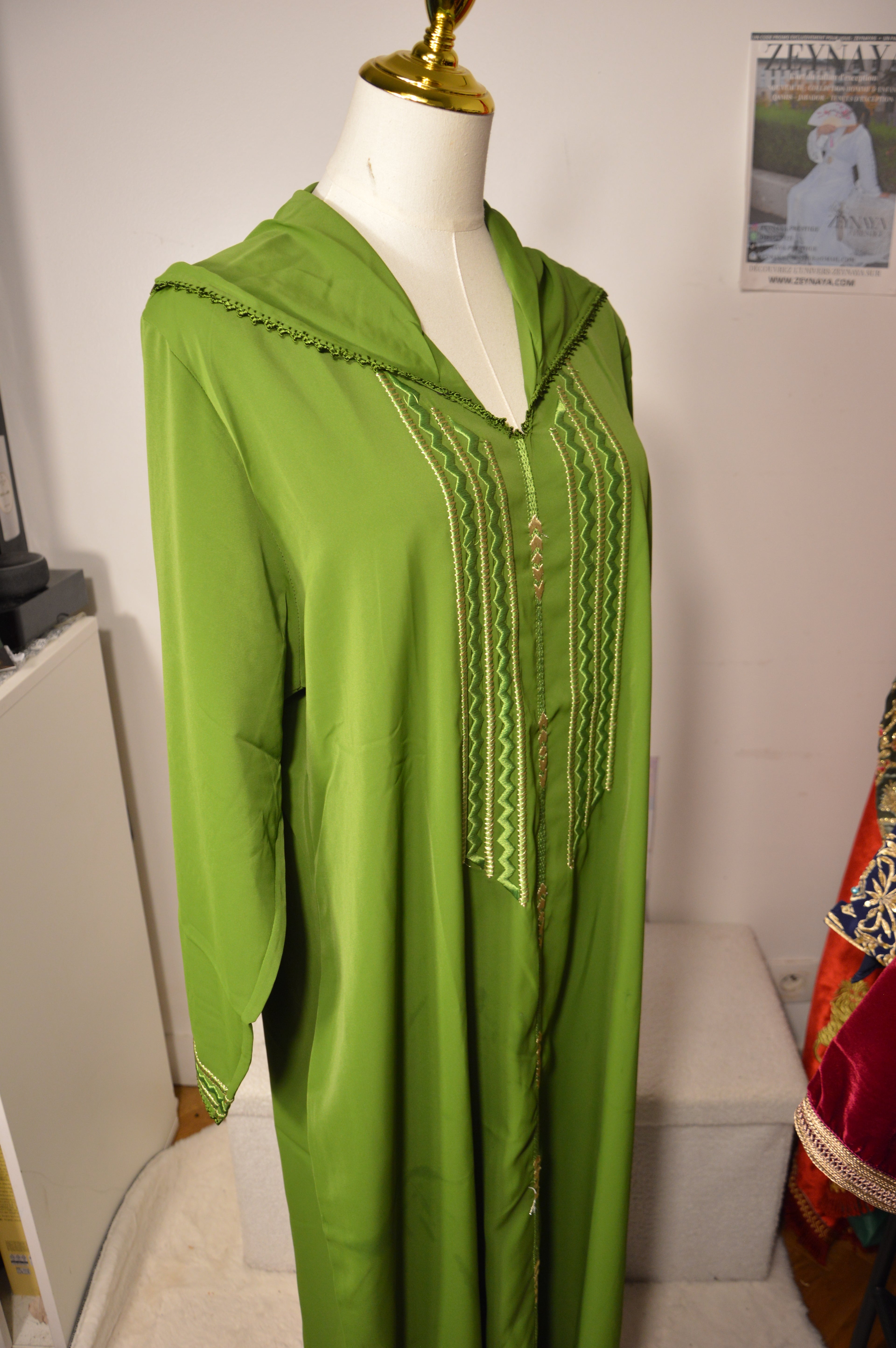 Jellaba Verte - Fraîcheur et Élégance Marocaine