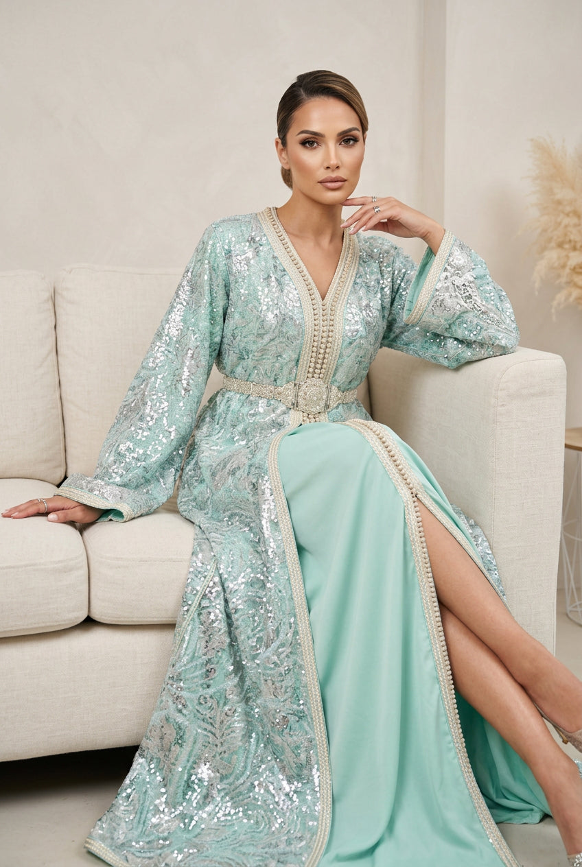 Takchita Ibtissam Crystal – Bleu Ciel Argenté