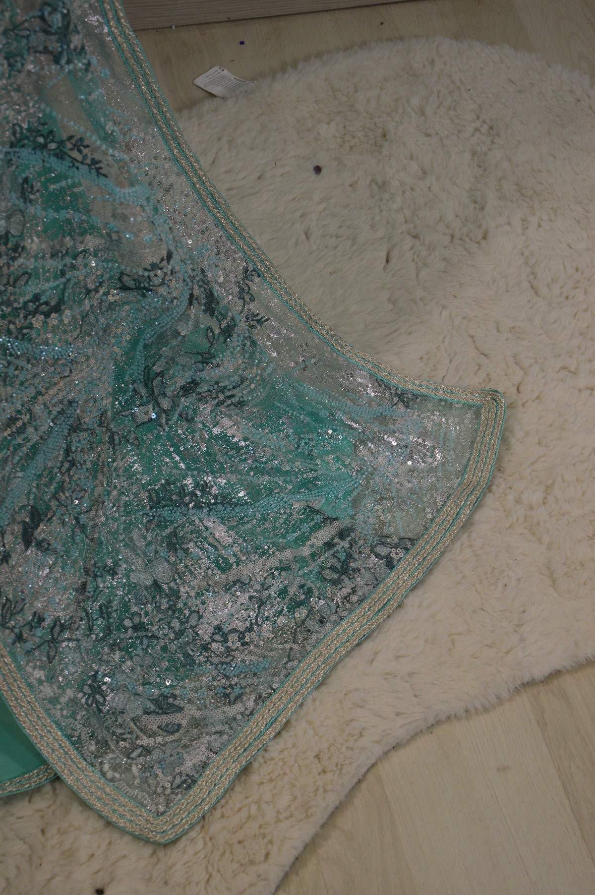 Takchita Ibtissam Crystal – Bleu Ciel Argenté