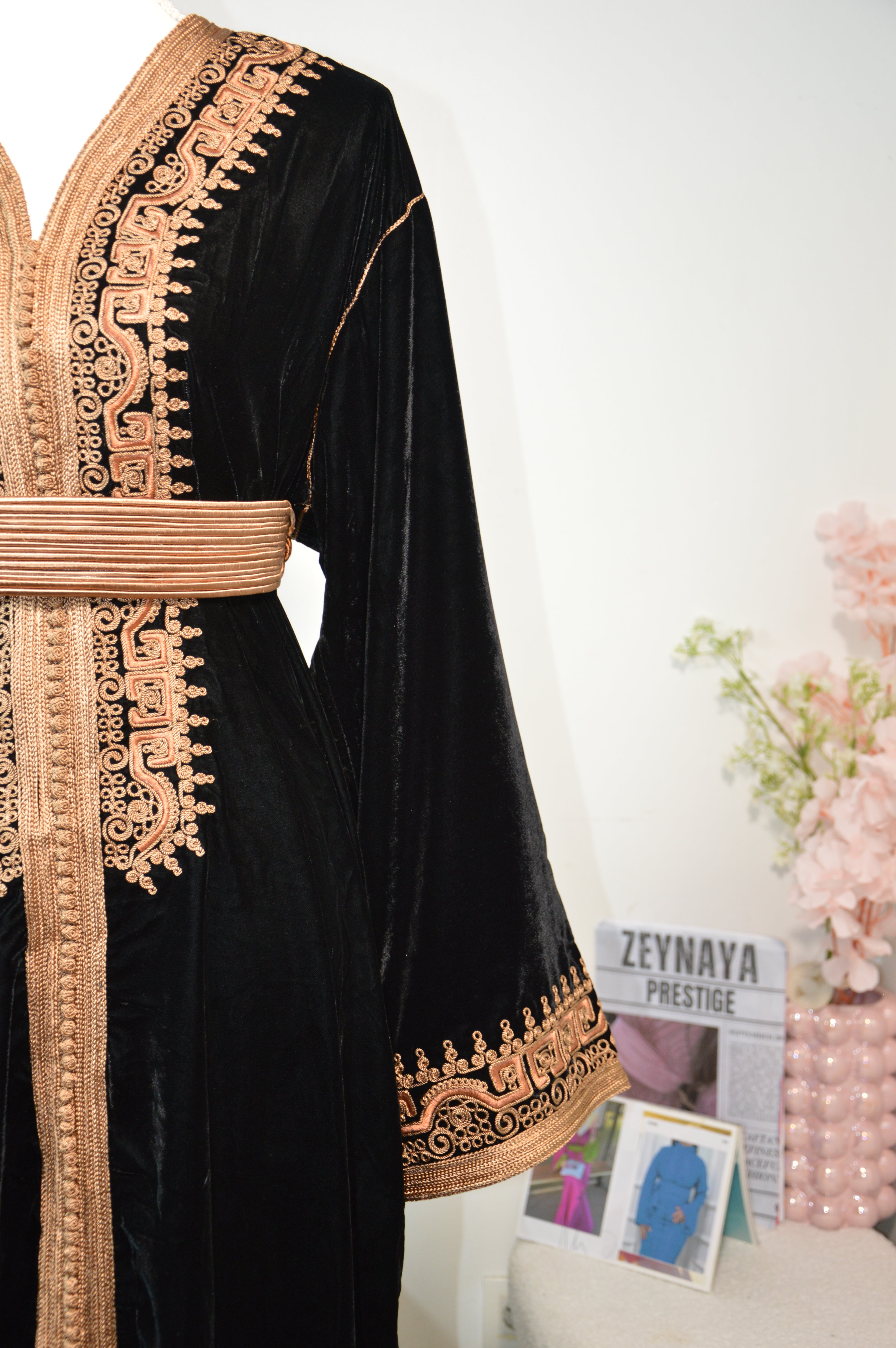 Caftan Velours Noir Impérial