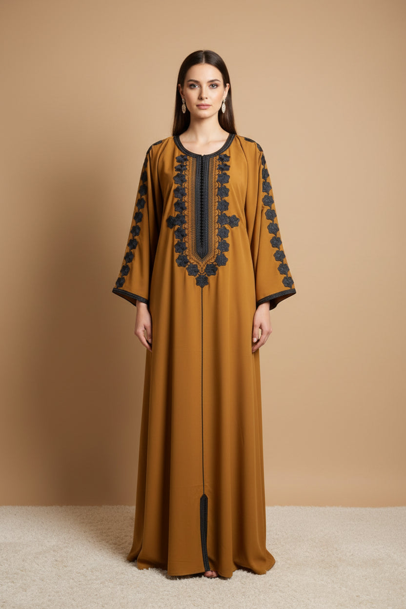 Gandoura farasha marron fleurs noires - vue de face complète