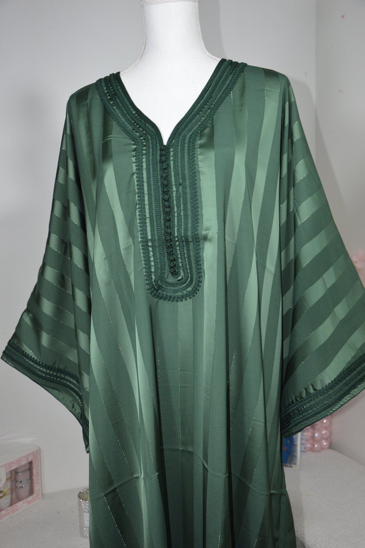 Gandoura Johara satinée - coupe fluide et élégante