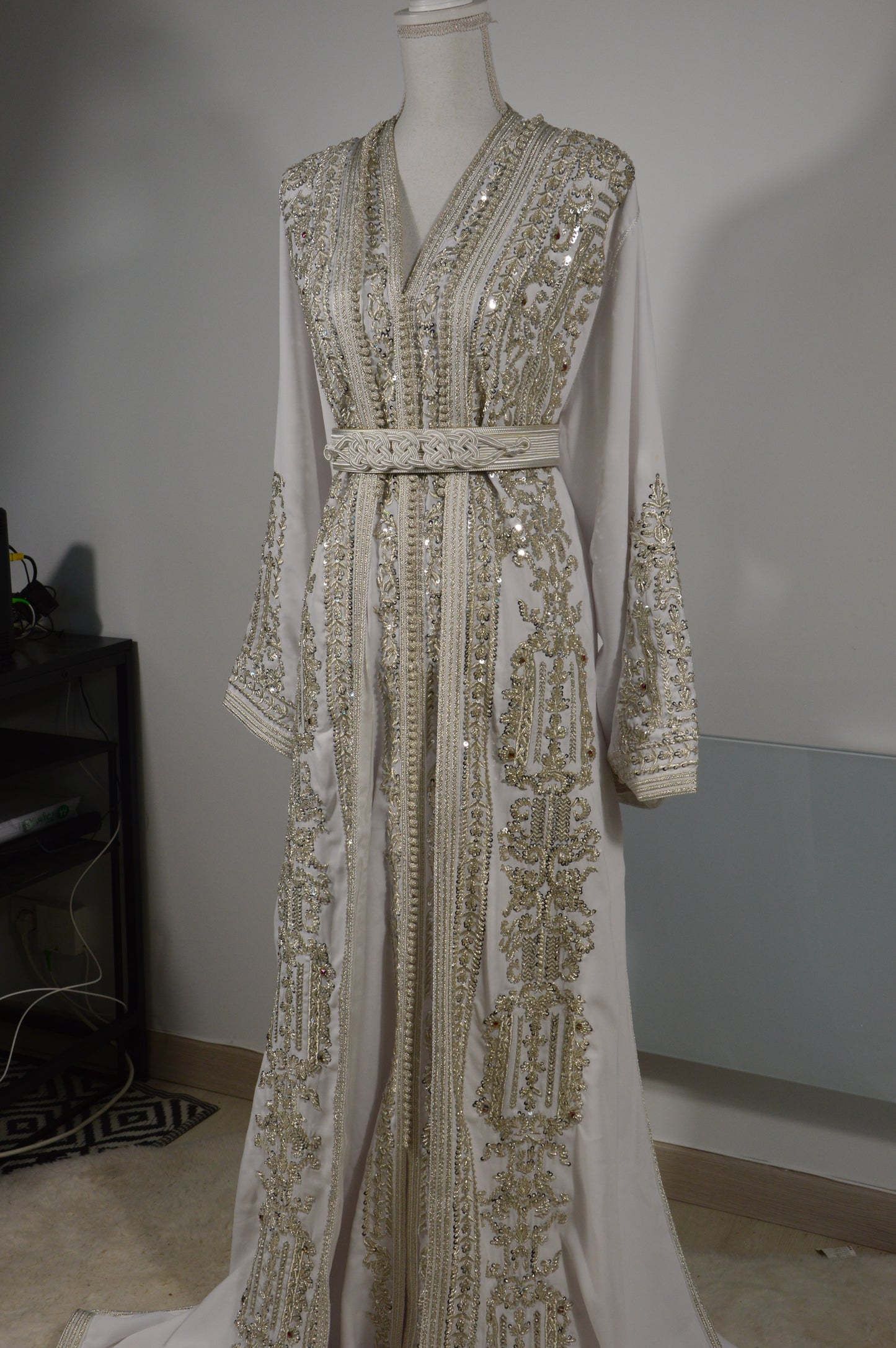 Takchita Royal White & Argent HAUTE COUTURE
