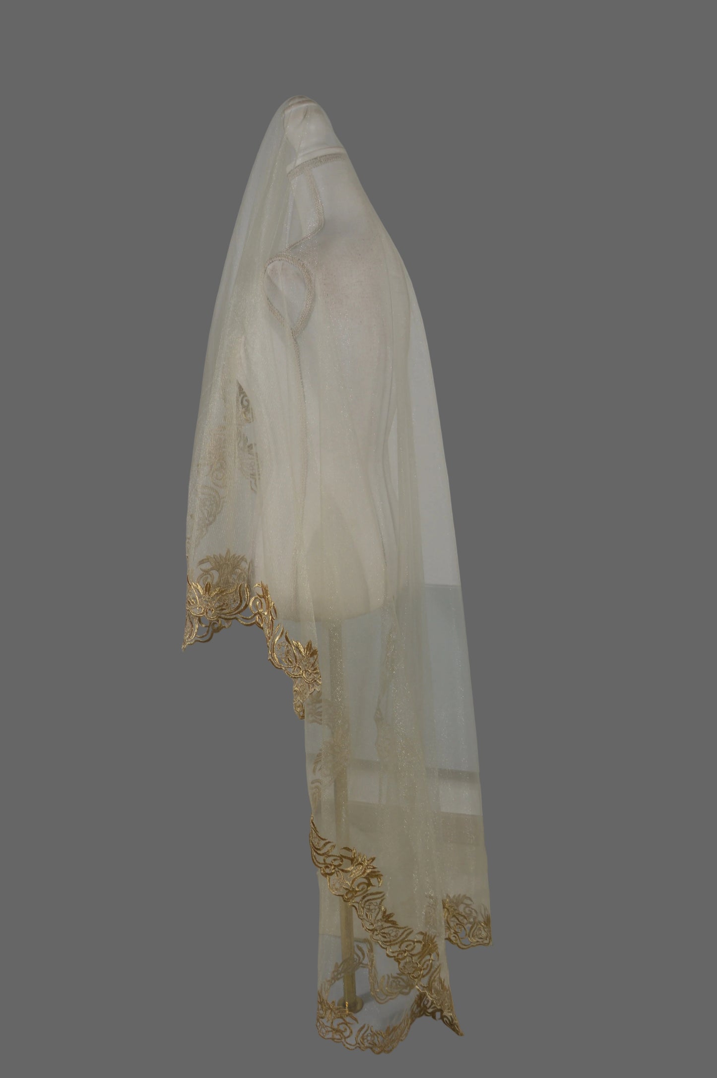 Voile Marié beige brodé or - zeynaya prestige