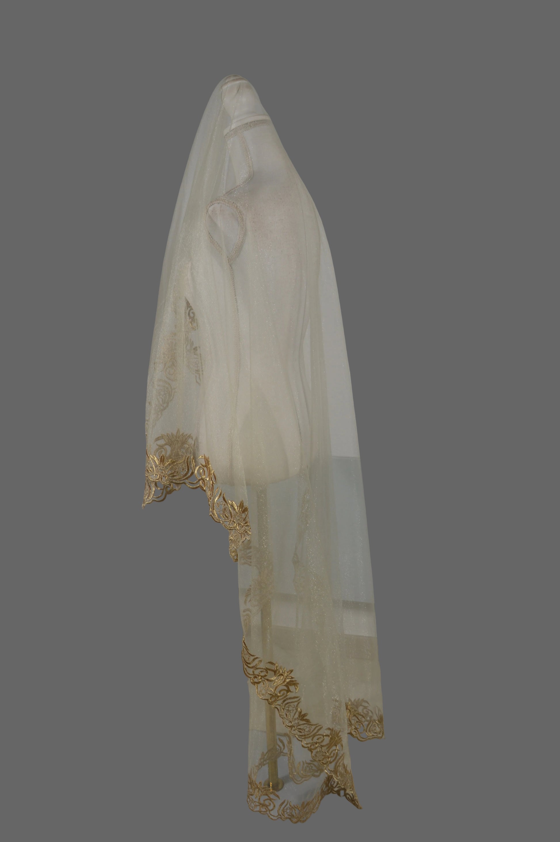 Voile Marié beige brodé or - zeynaya prestige