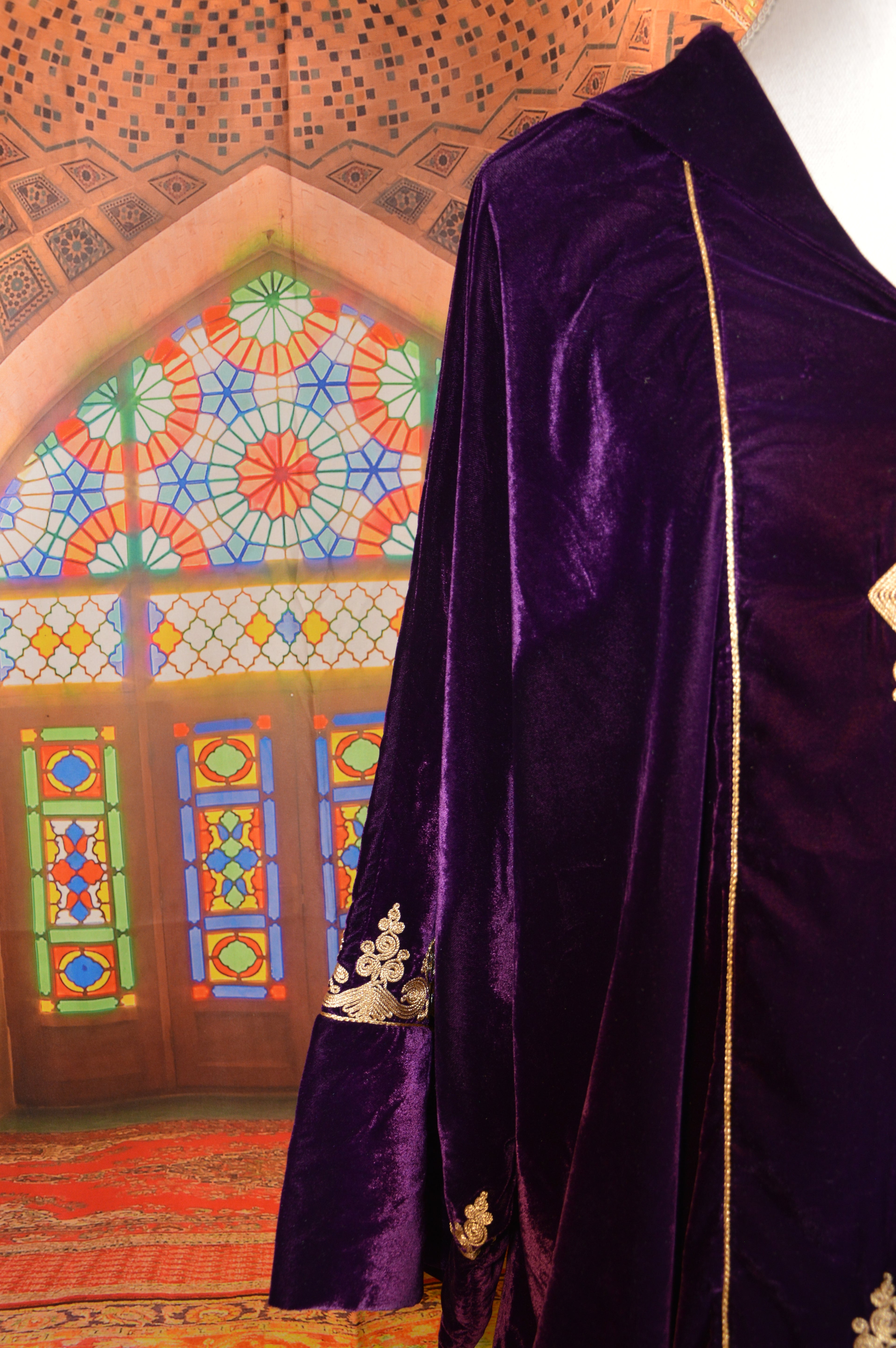 Jellaba Velours Violet - Luxe Artisanal Marocain