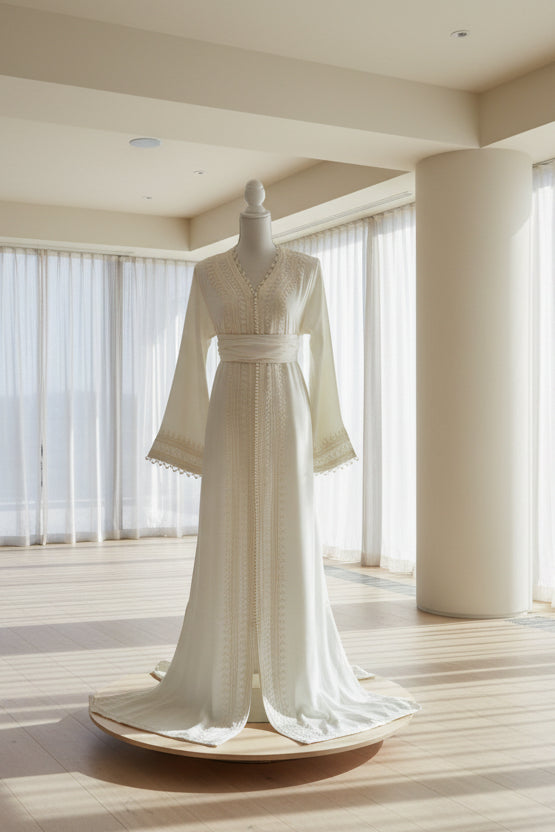 Caftan MALAIK Brodé Blanc - Caftan Marocain de Luxe