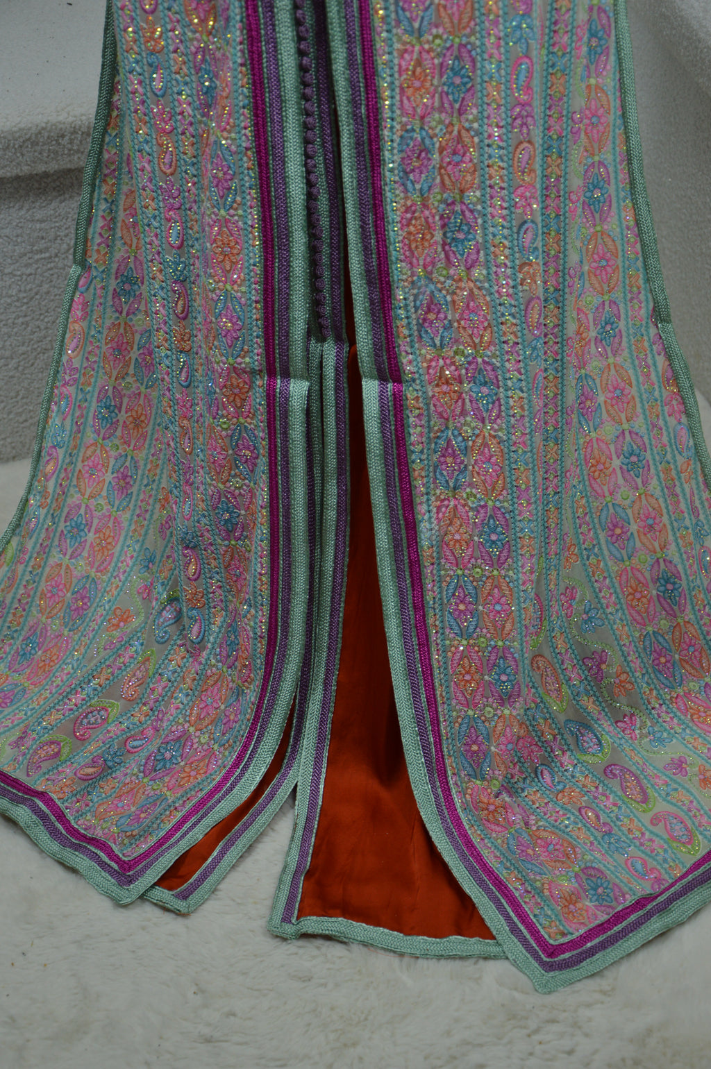 TAKCHITA SARI SCINTILLANTE MULTICOLORE – ÉDITION LUXE