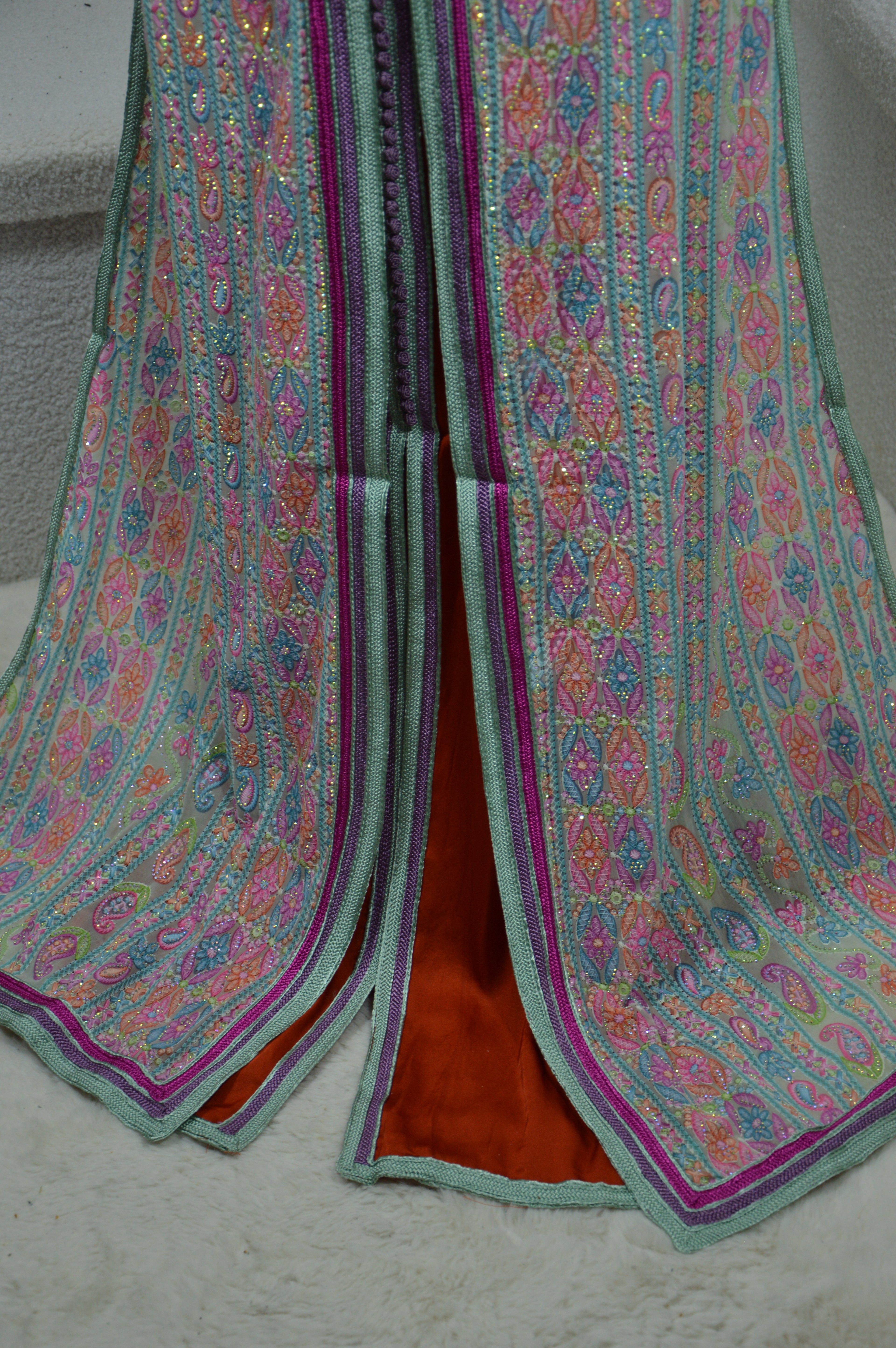TAKCHITA SARI SCINTILLANTE MULTICOLORE – ÉDITION LUXE